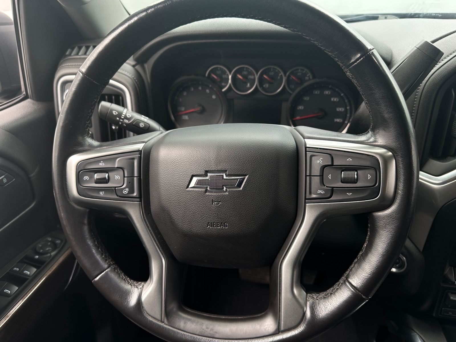 Thumbnail: 2020 Chevrolet Silverado 1500 - 5