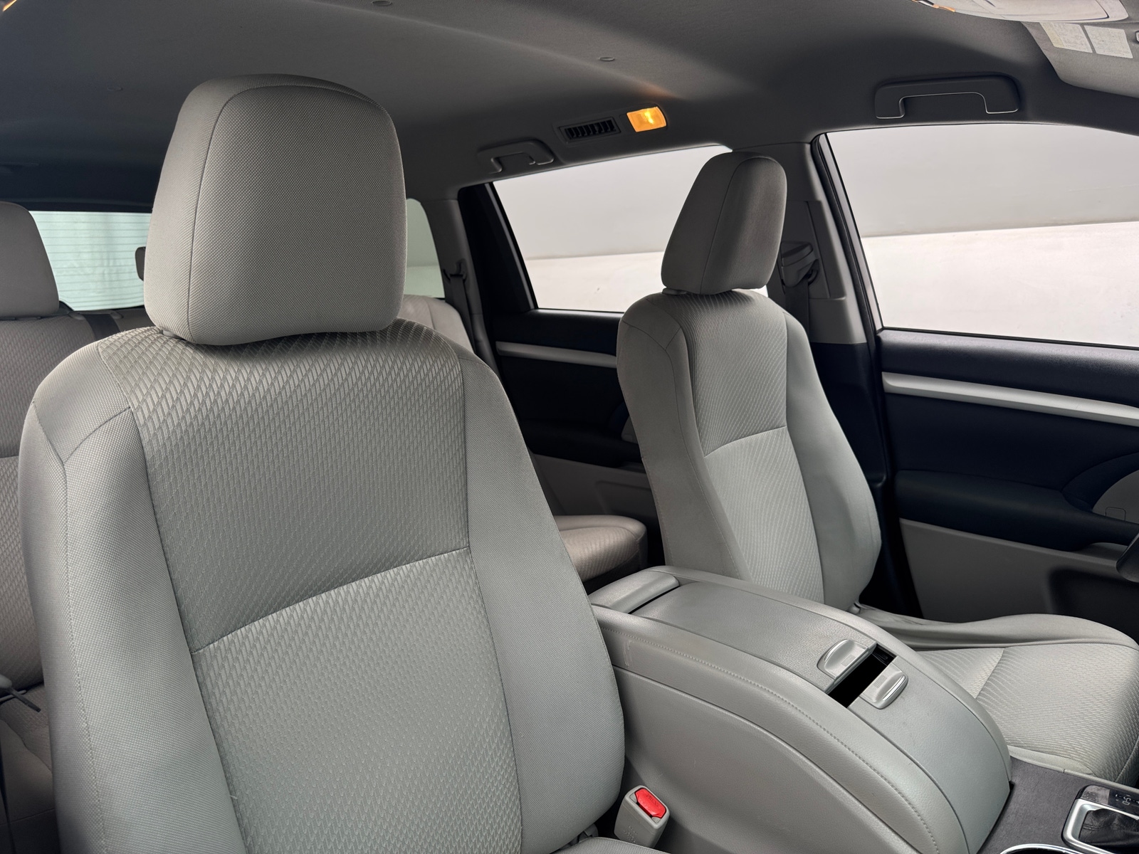 Thumbnail: 2018 Toyota Highlander - 2