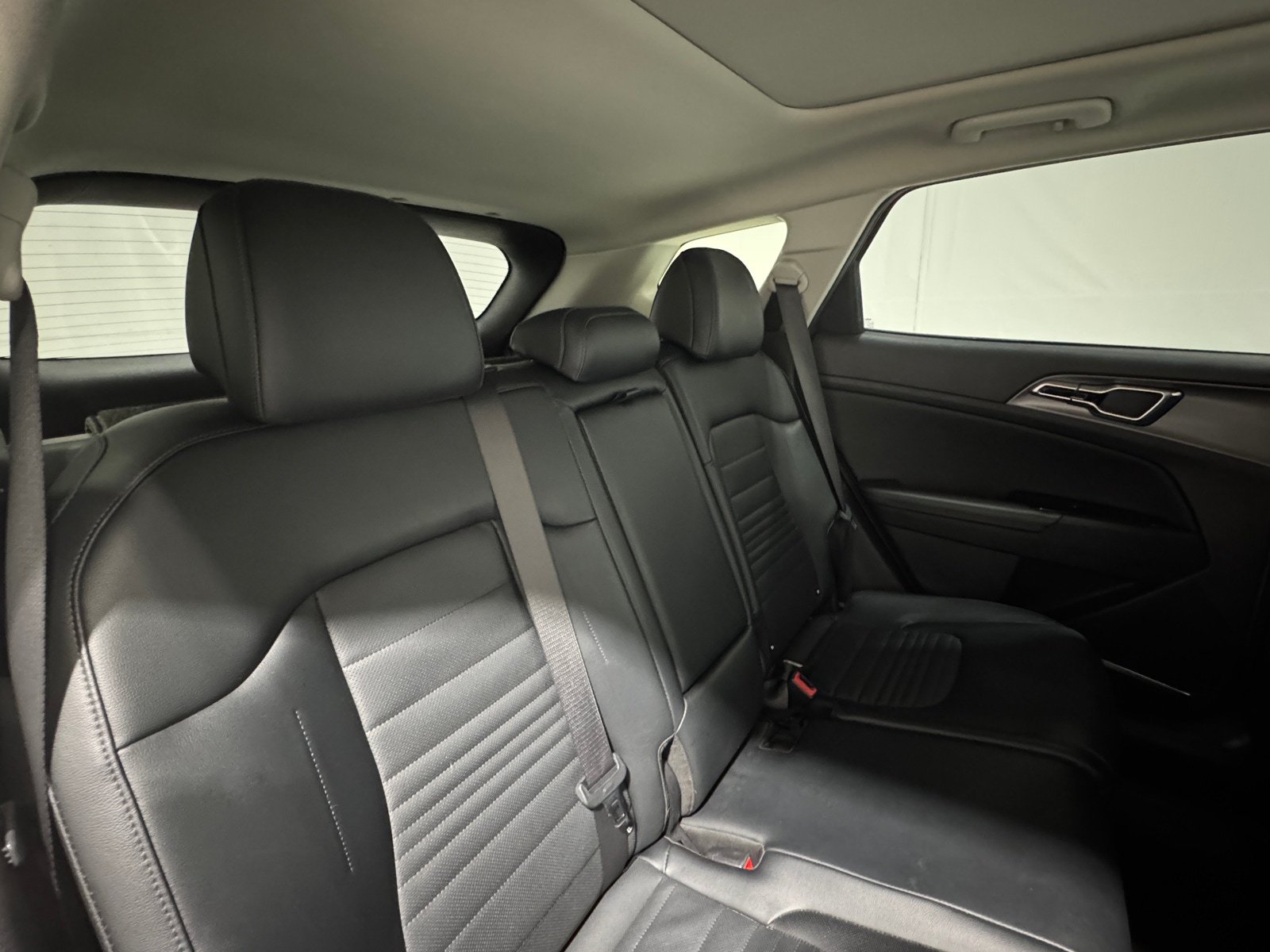 Thumbnail: 2023 Kia Sportage - 5