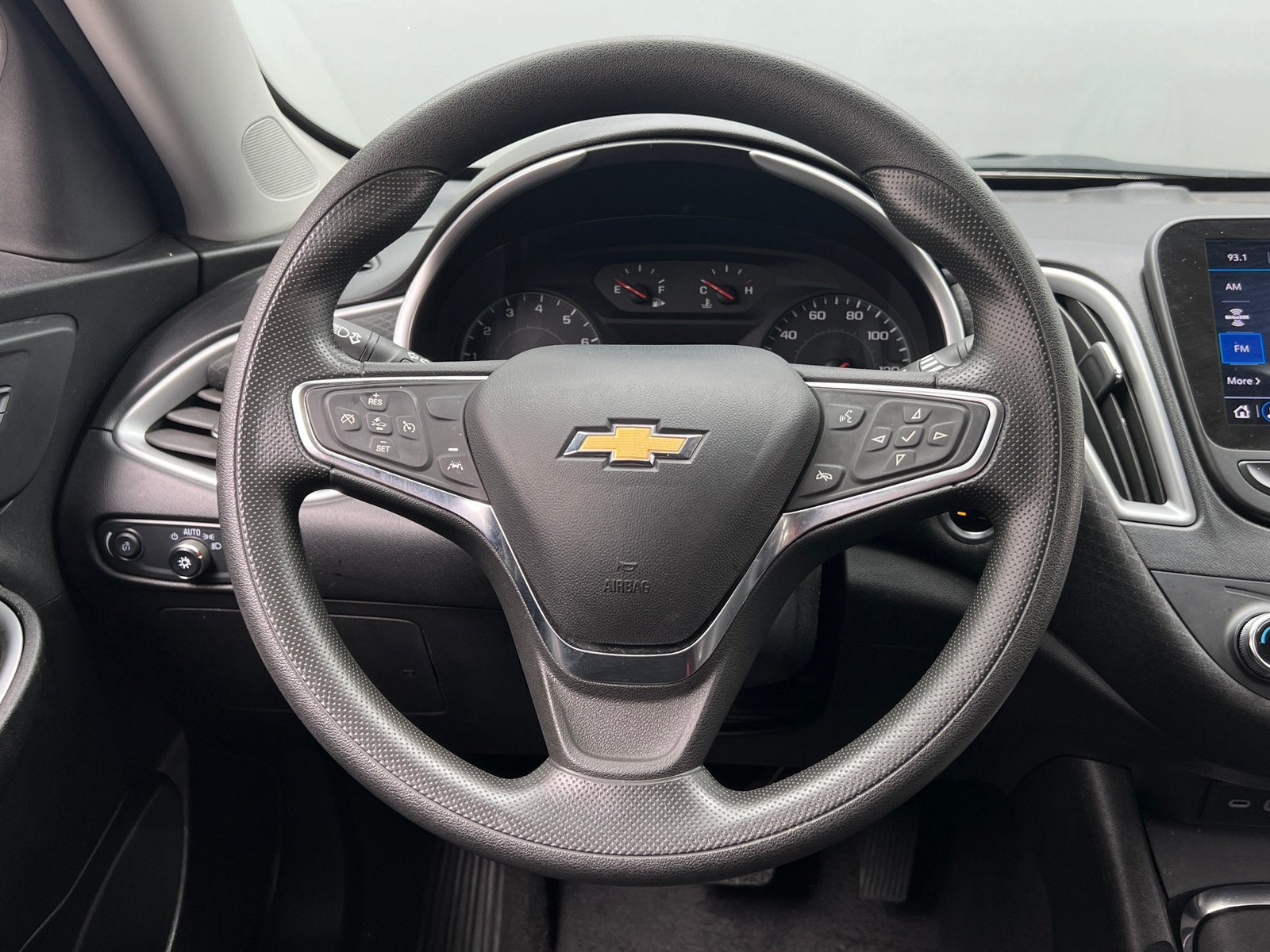 Thumbnail: 2024 Chevrolet Malibu - 5