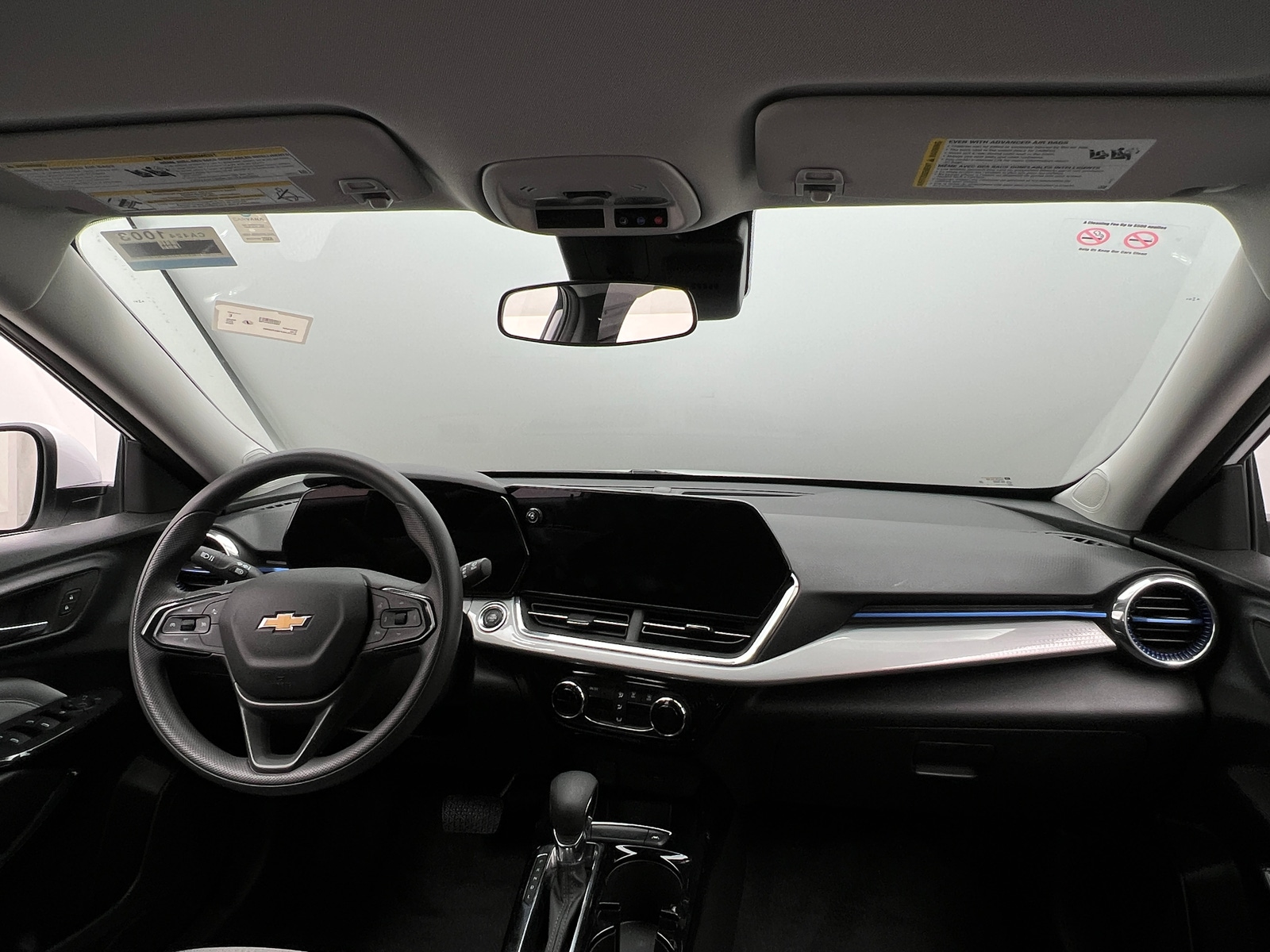 Thumbnail: 2025 Chevrolet Trax - 3