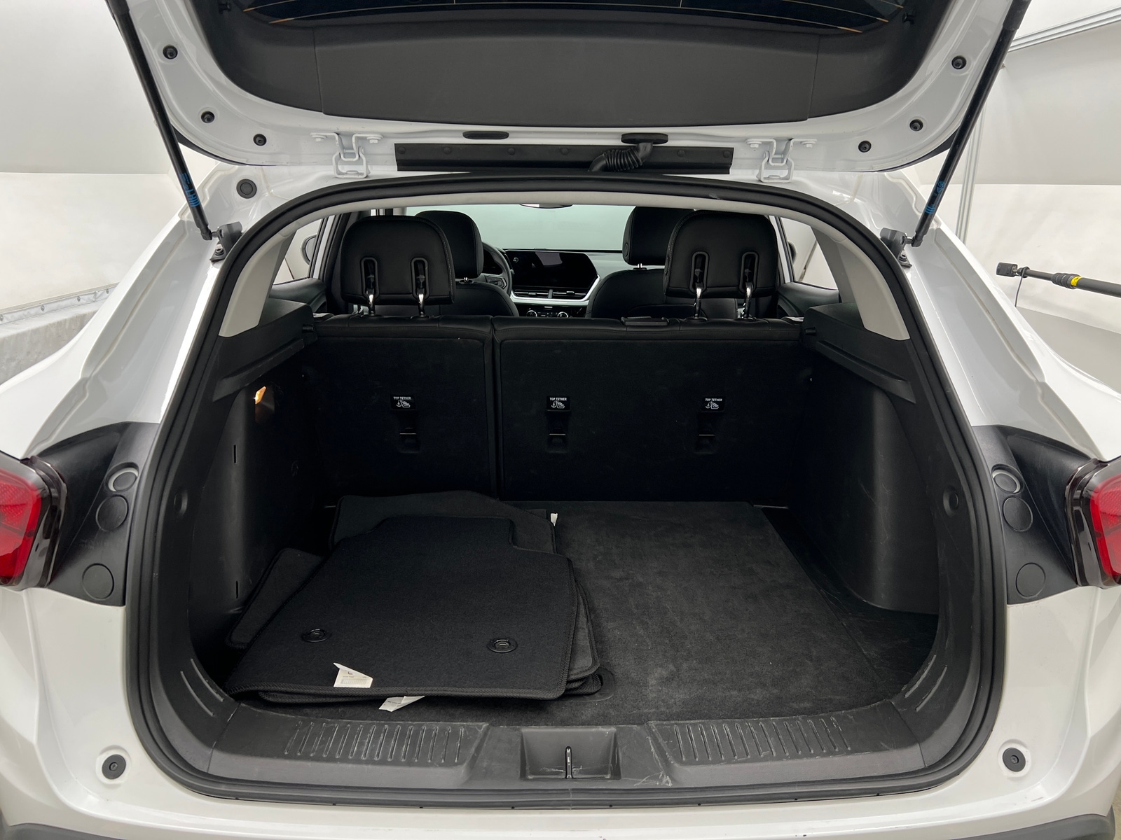 Thumbnail: 2025 Chevrolet Trax - 7