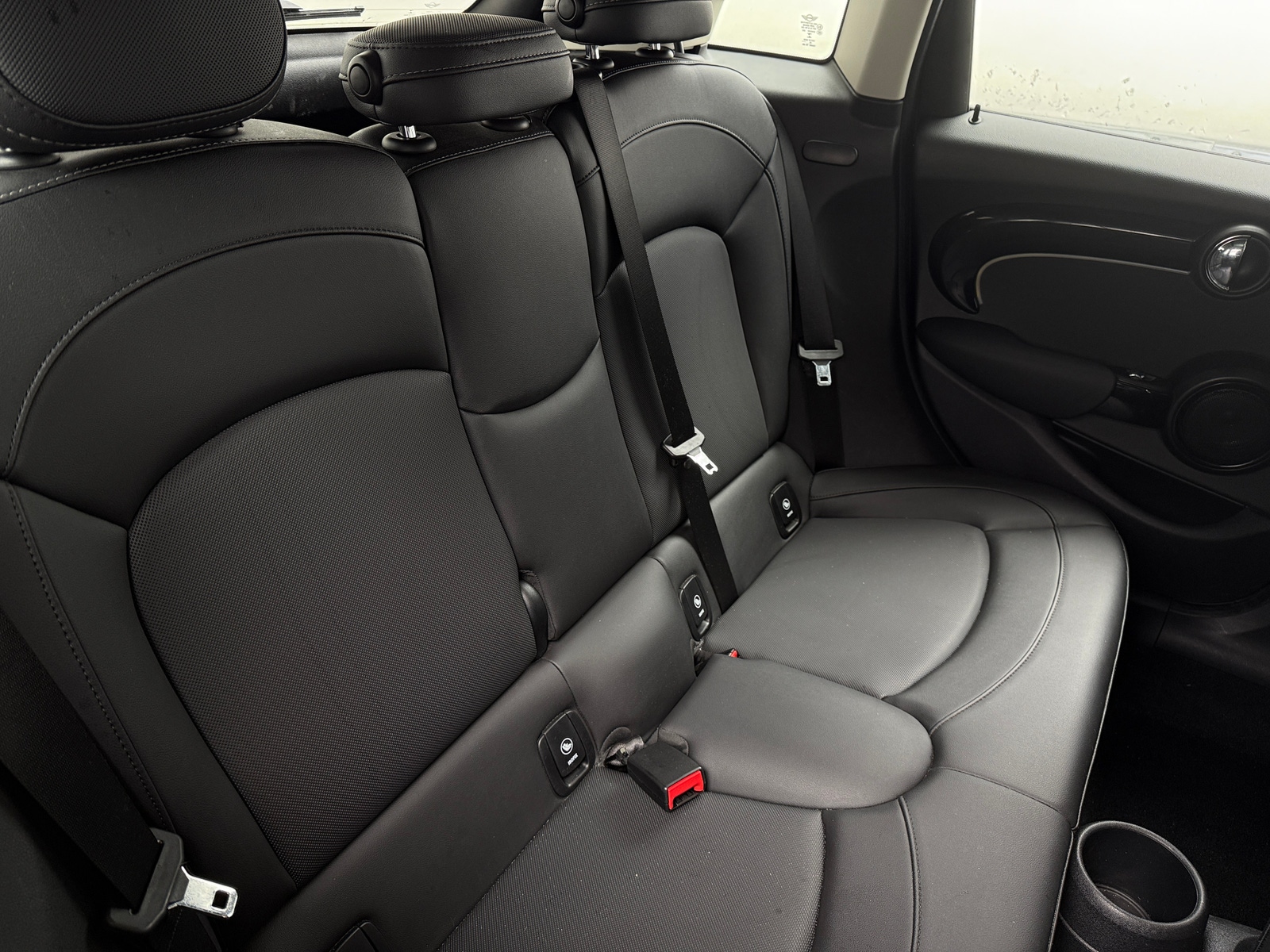 Thumbnail: 2023 MINI Cooper Hardtop - 5