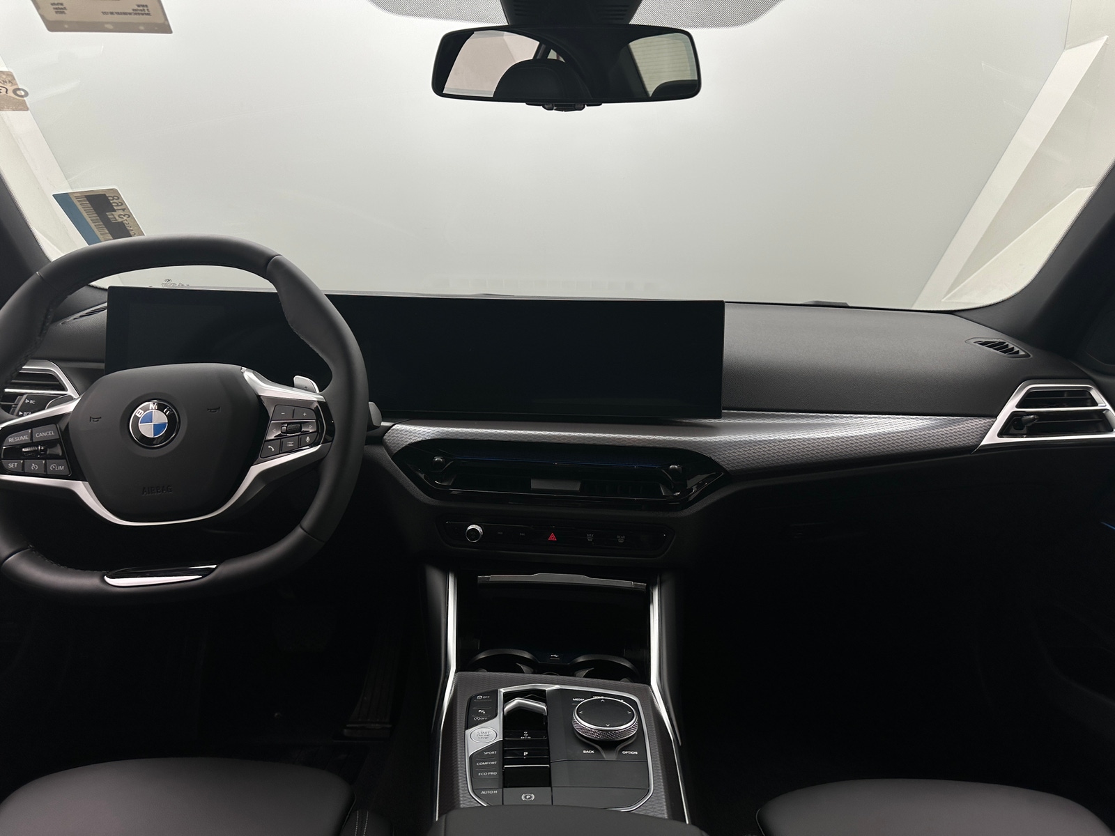 Thumbnail: 2025 BMW 3 Series - 2