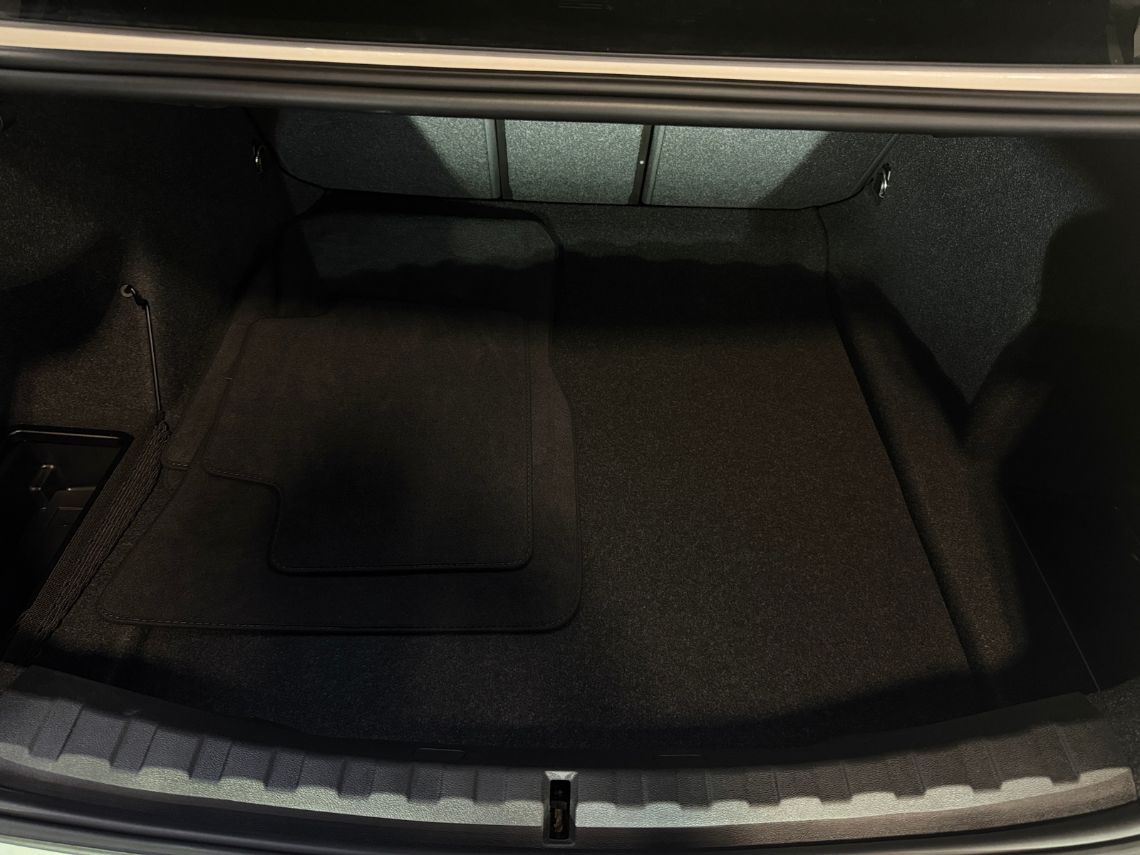 Thumbnail: 2025 BMW 3 Series - 6