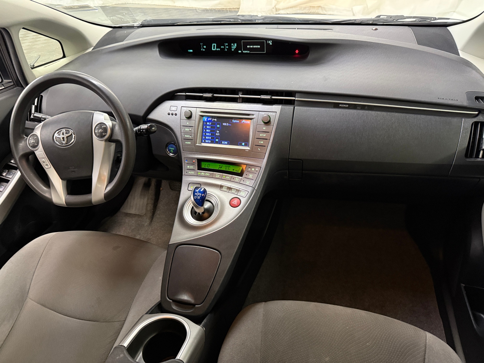 Thumbnail: 2014 Toyota Prius - 3