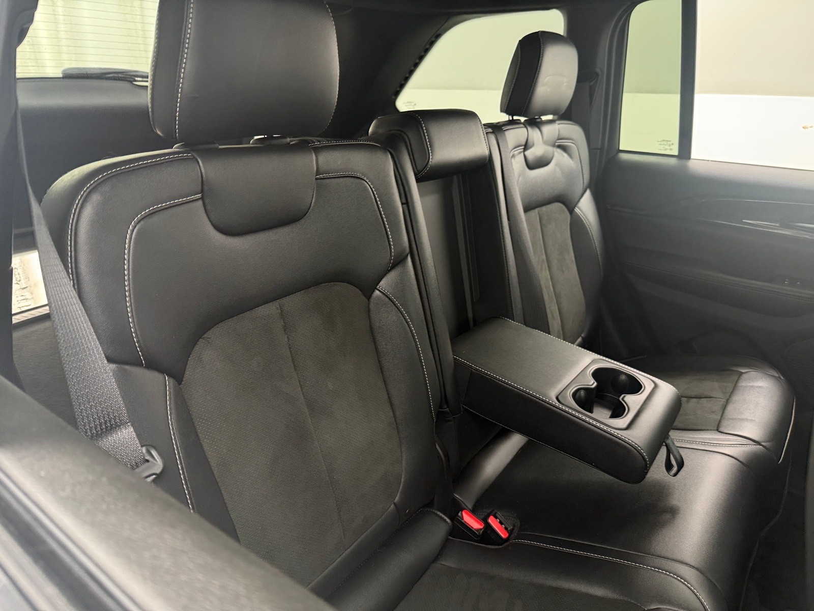 Thumbnail: 2023 Jeep Grand Cherokee - 5