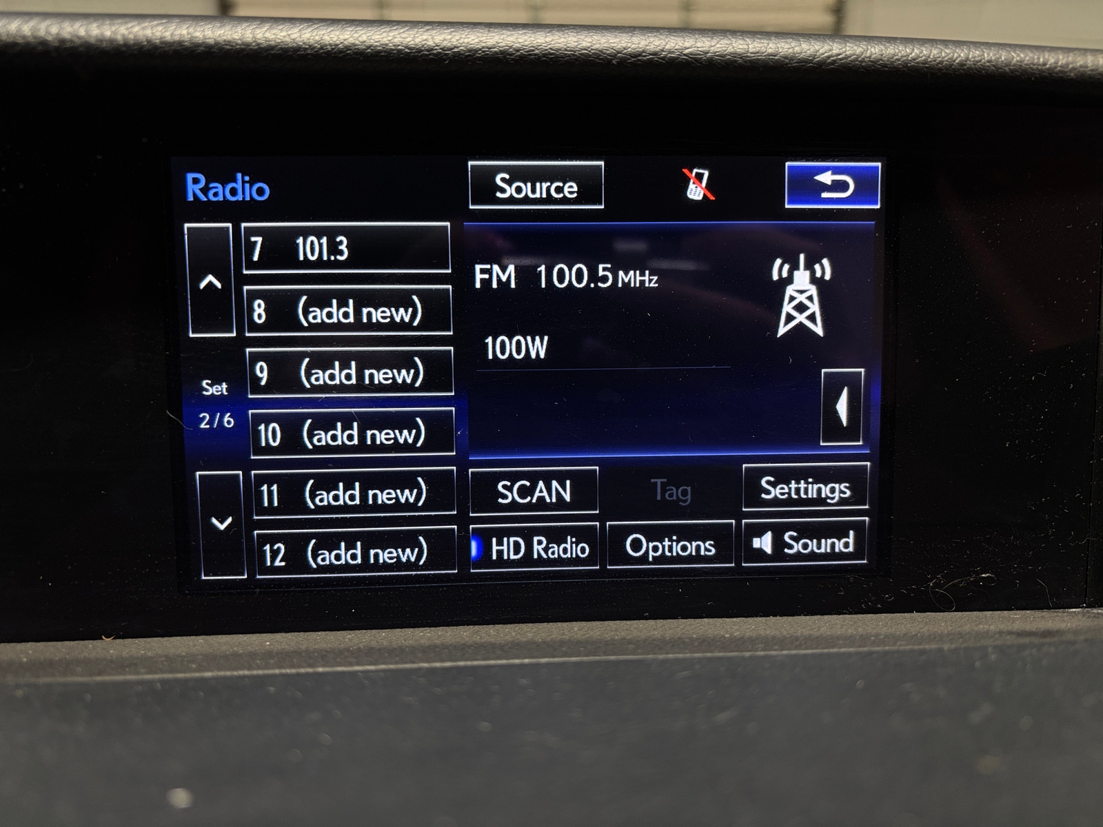 Thumbnail: 2016 Lexus IS - 3