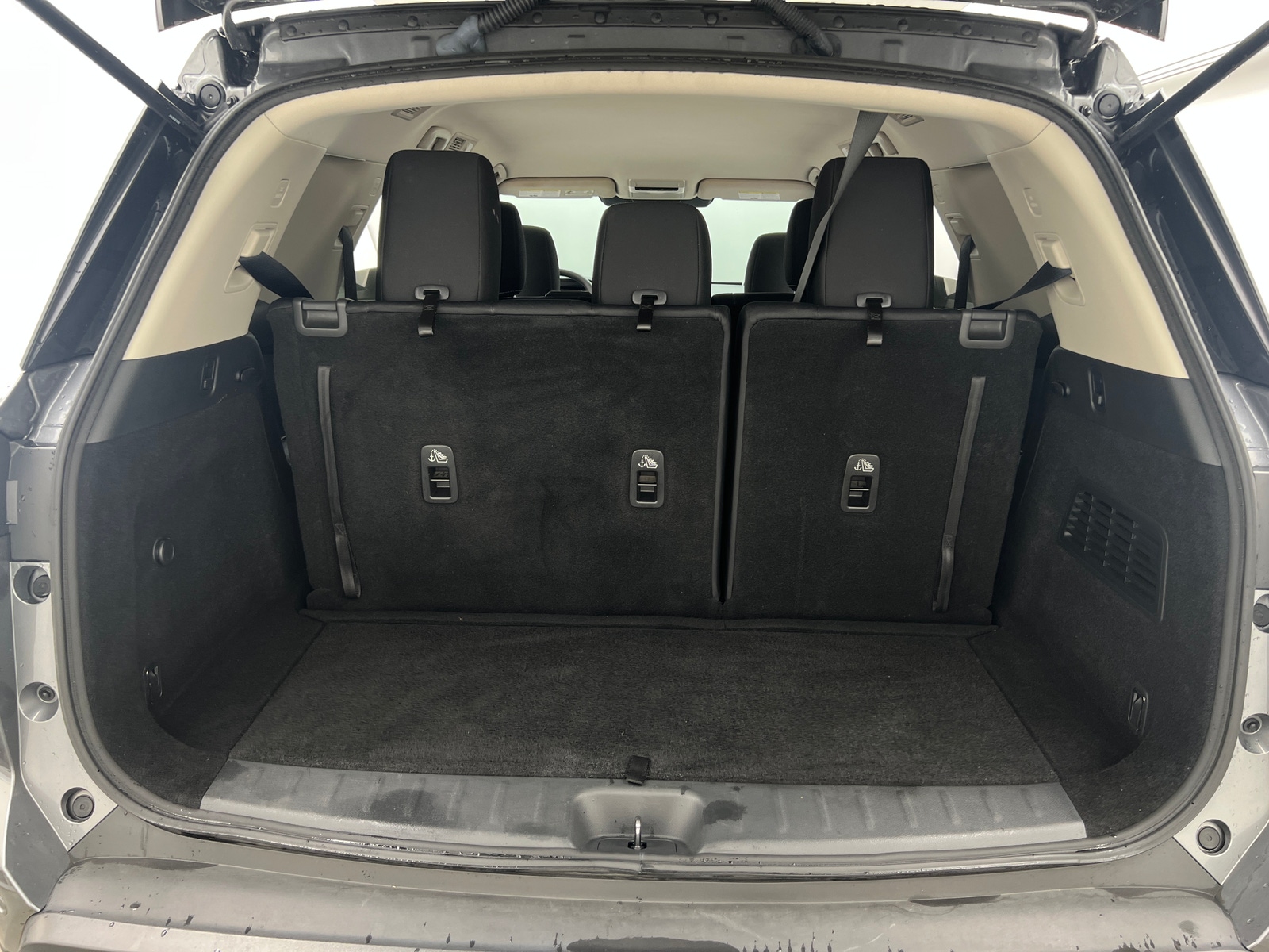 Thumbnail: 2022 Nissan Pathfinder - 7