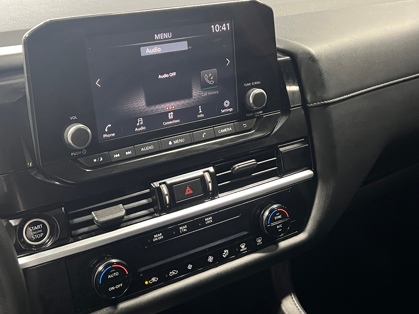 Thumbnail: 2022 Nissan Pathfinder - 4