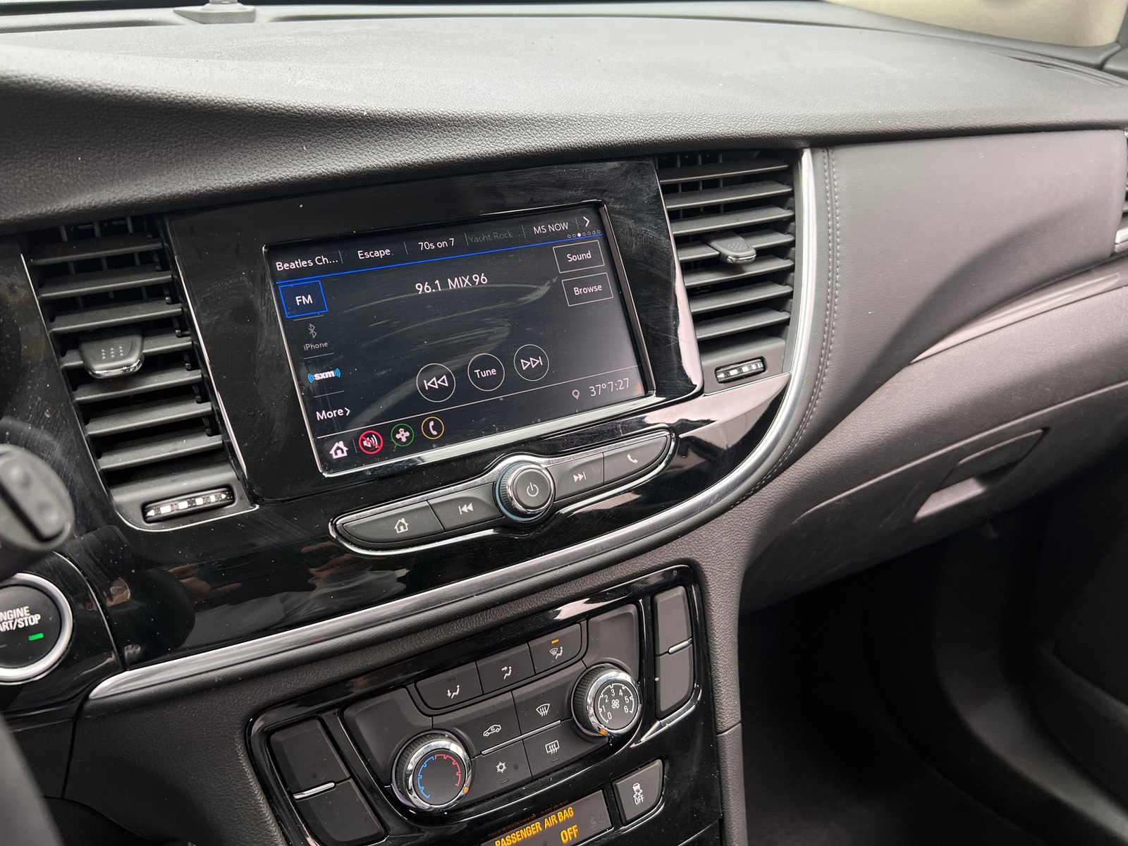 Thumbnail: 2022 Buick Encore - 3