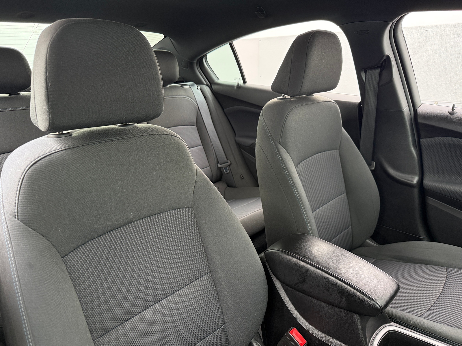 Thumbnail: 2018 Chevrolet Cruze - 2