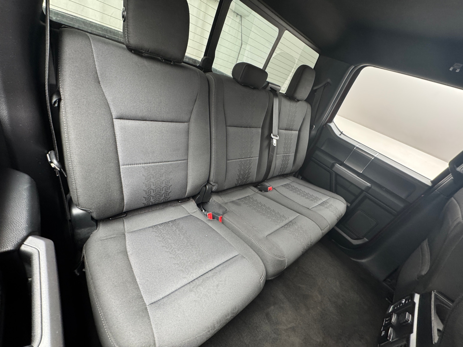 Thumbnail: 2019 Ford Econoline - 6