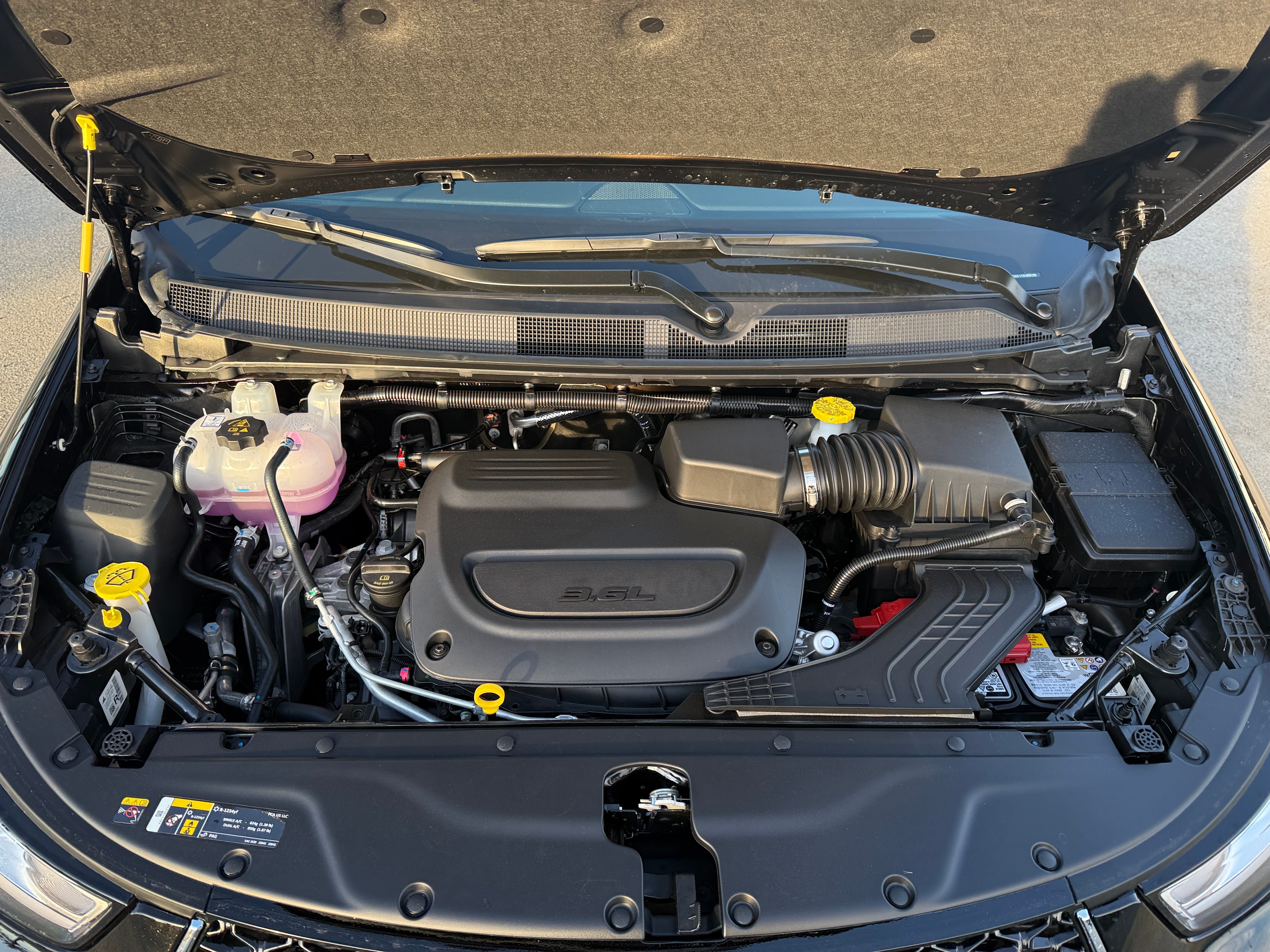 2026 Chrysler Pacifica Select AWD's photo