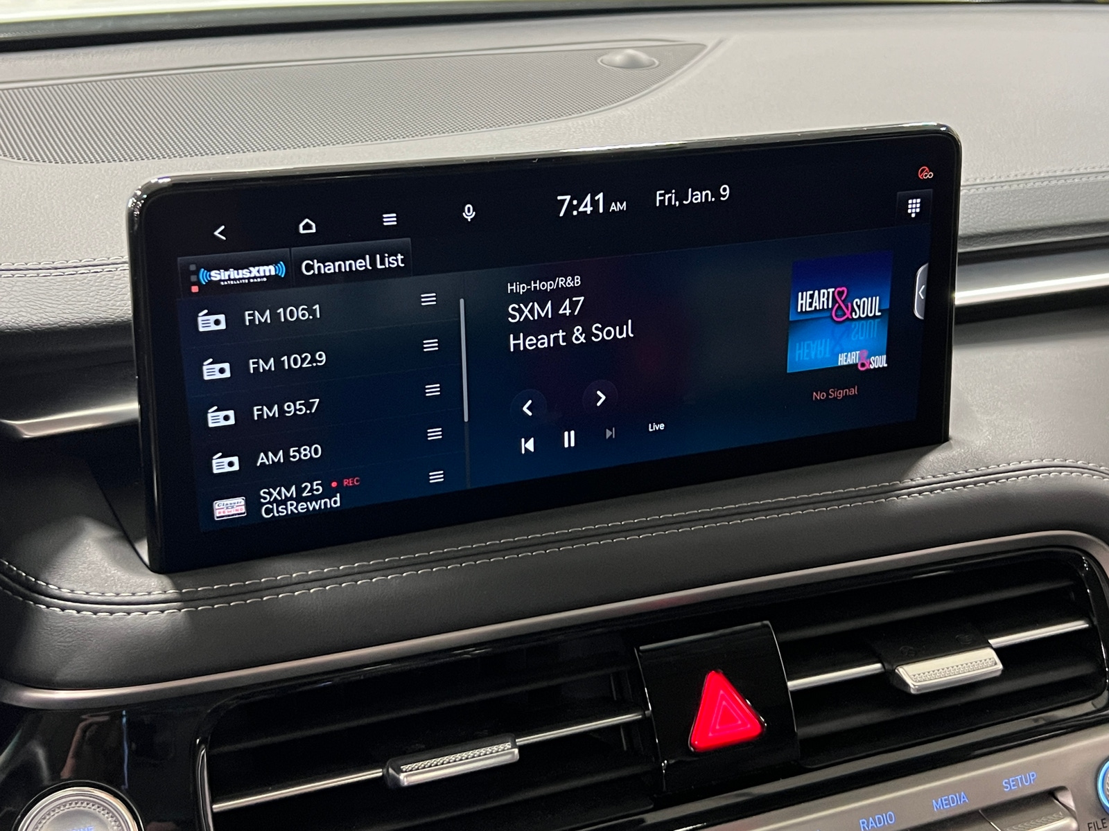 Thumbnail: 2025 Genesis G70 - 3