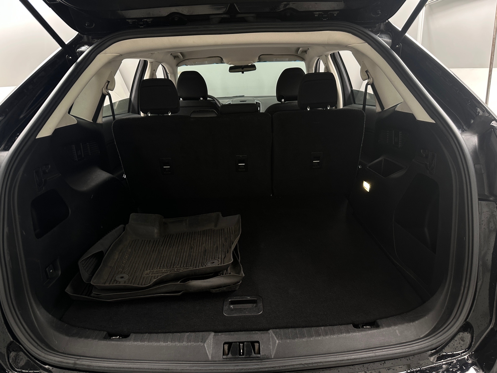 Thumbnail: 2017 Ford Edge - 7