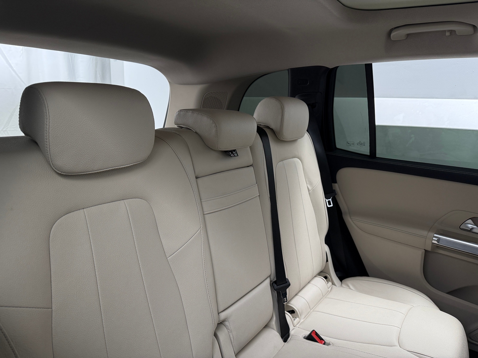 Thumbnail: 2021 Mercedes-Benz GLB - 5