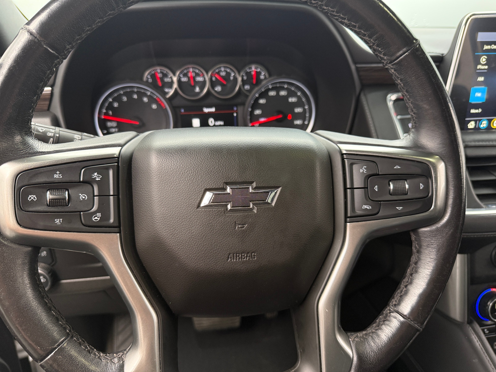 Thumbnail: 2021 Chevrolet Suburban - 4