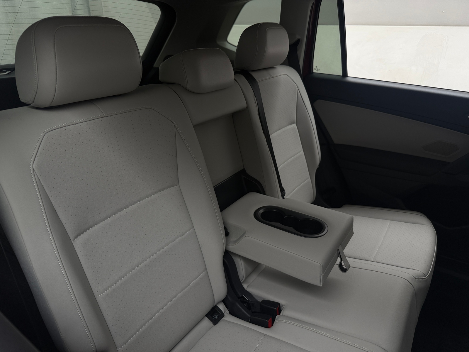 Thumbnail: 2019 Volkswagen Tiguan - 5