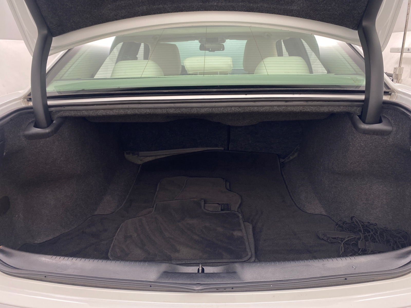 Thumbnail: 2015 Chrysler 300 - 6