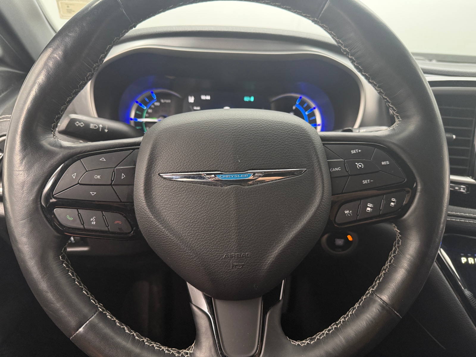 Thumbnail: 2021 Chrysler Pacifica - 4