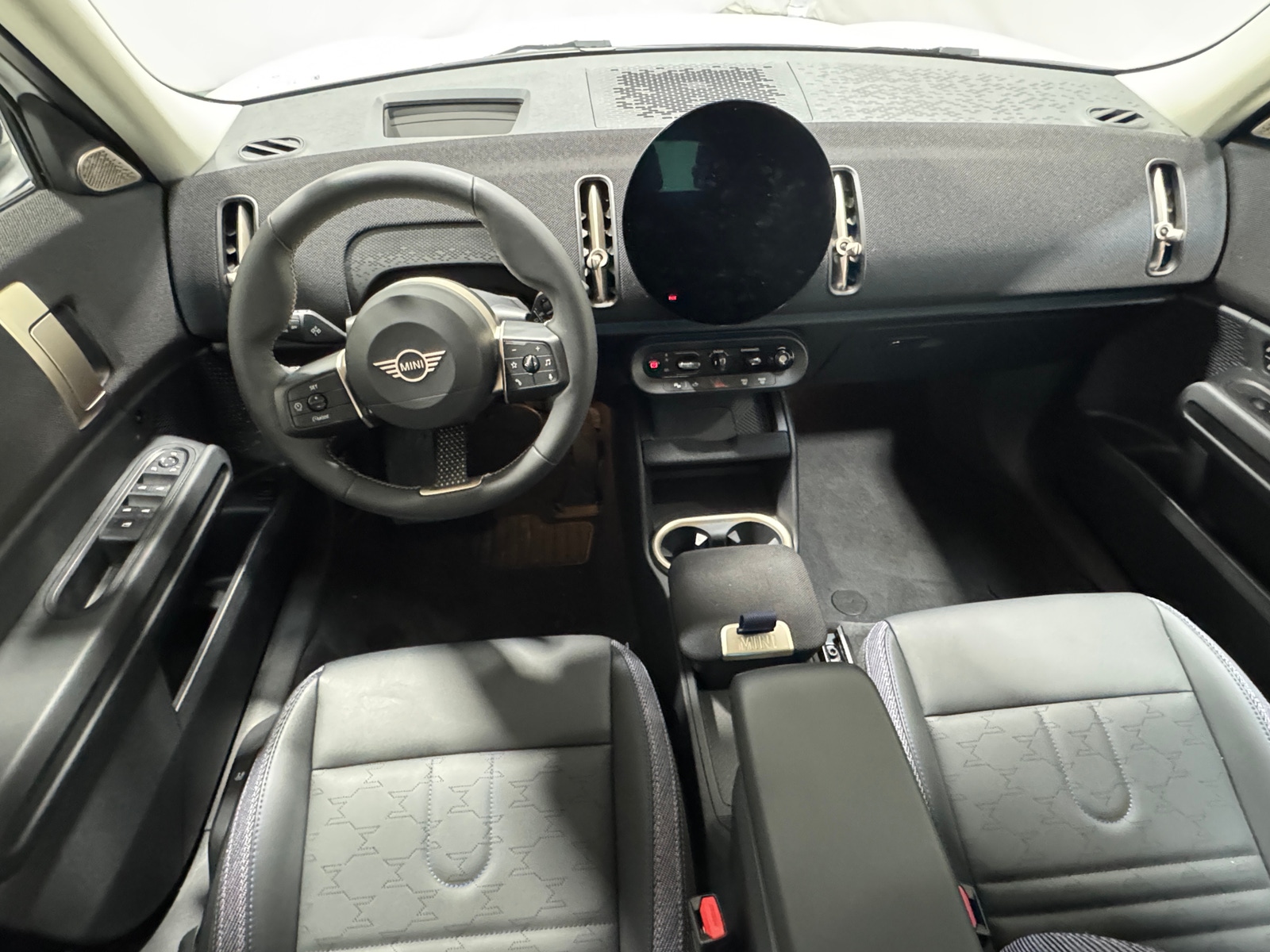 Thumbnail: 2025 MINI Cooper Countryman - 2