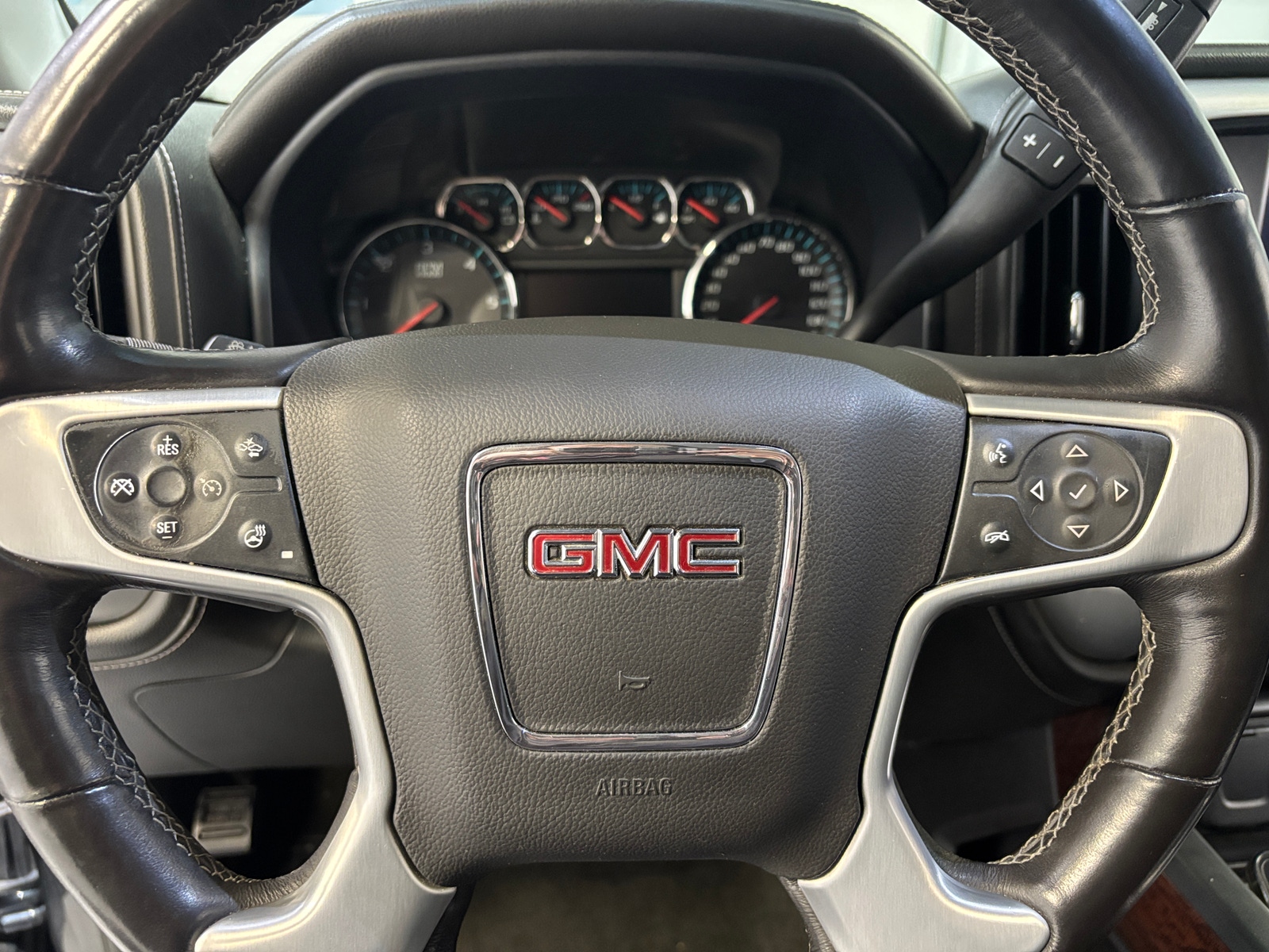 Thumbnail: 2017 GMC Sierra 1500 - 4