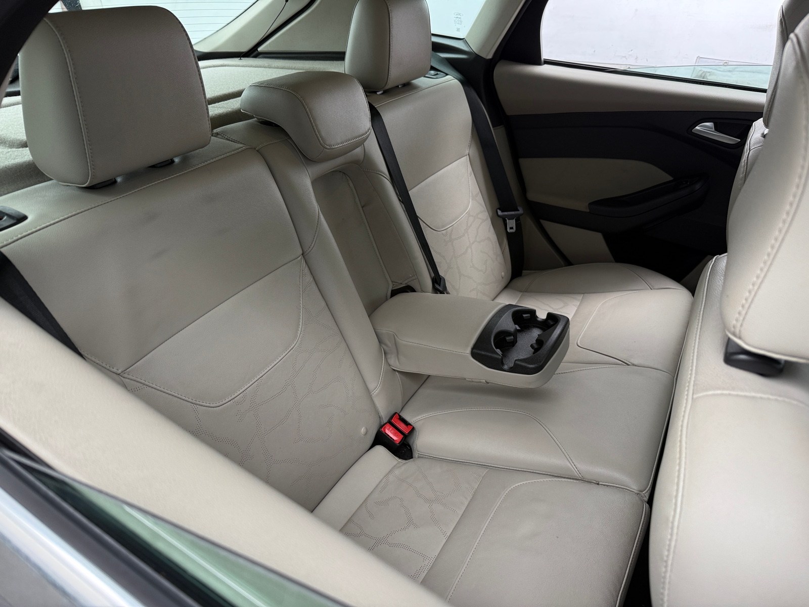 Thumbnail: 2016 Ford Focus - 5