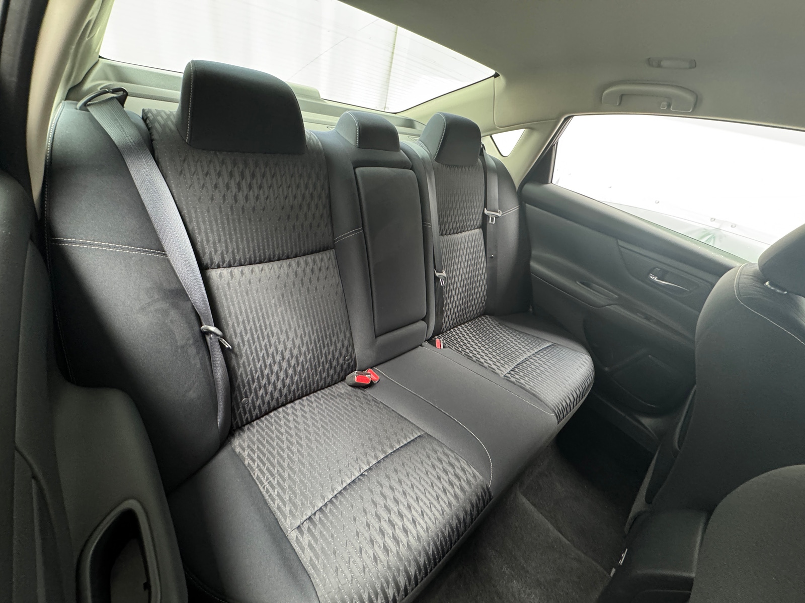 Thumbnail: 2017 Nissan Altima - 6