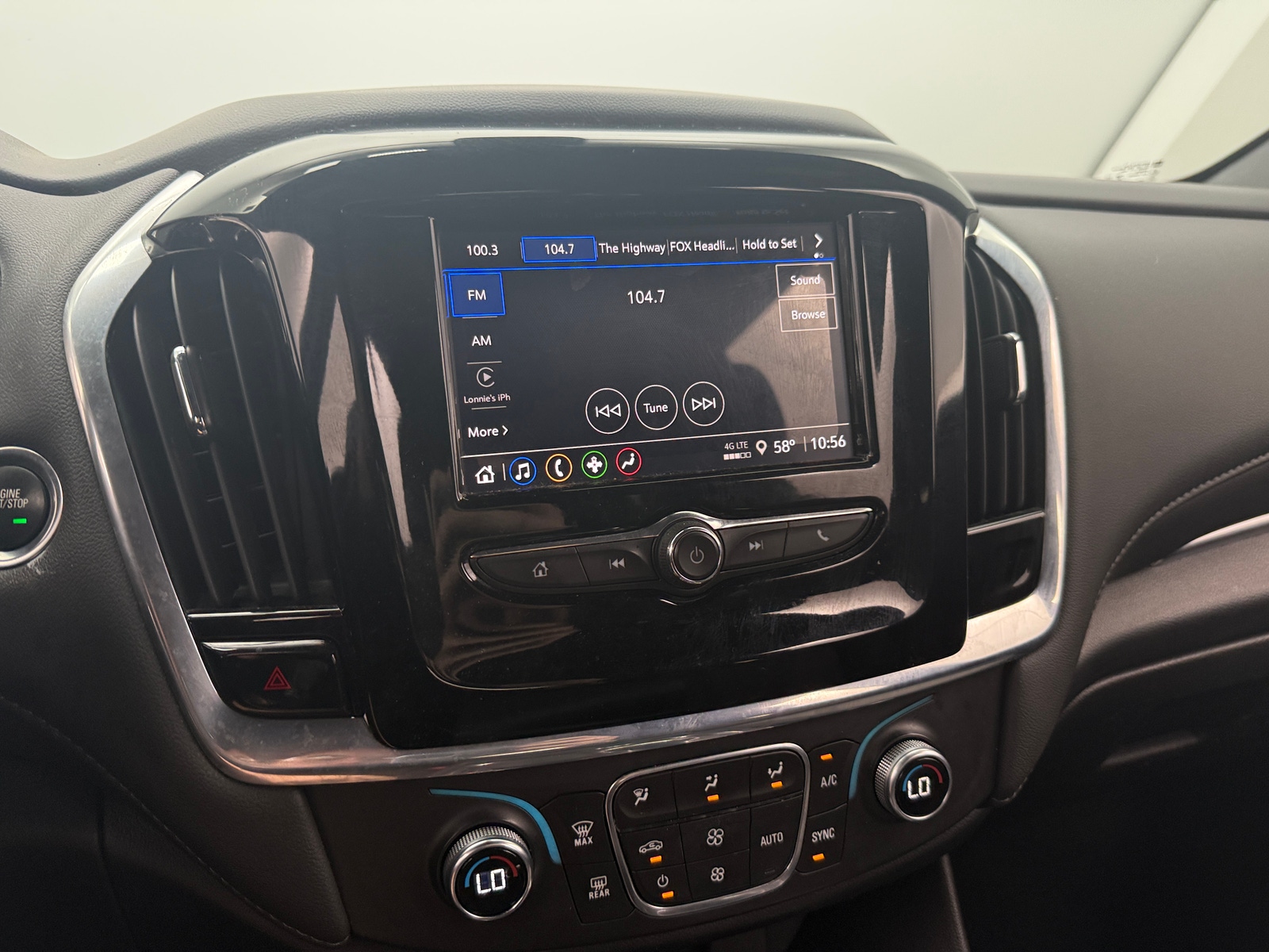 Thumbnail: 2023 Chevrolet Traverse - 4