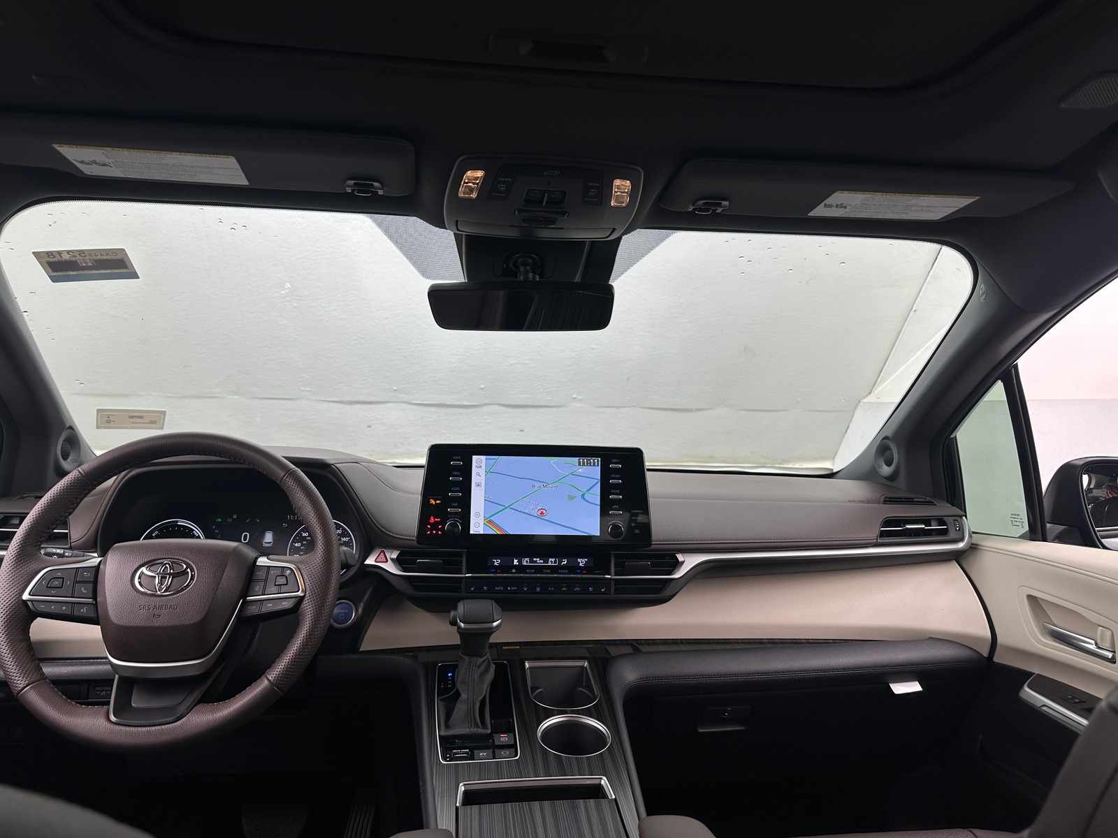 Thumbnail: 2023 Toyota Sienna - 2