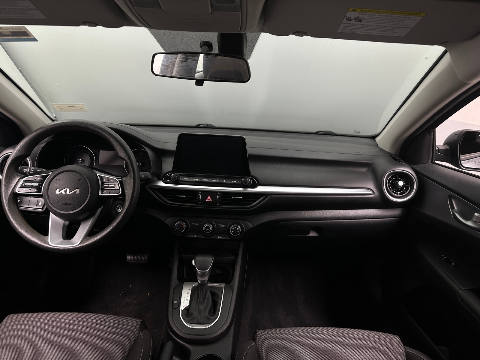 Thumbnail: 2022 Kia Forte - 3