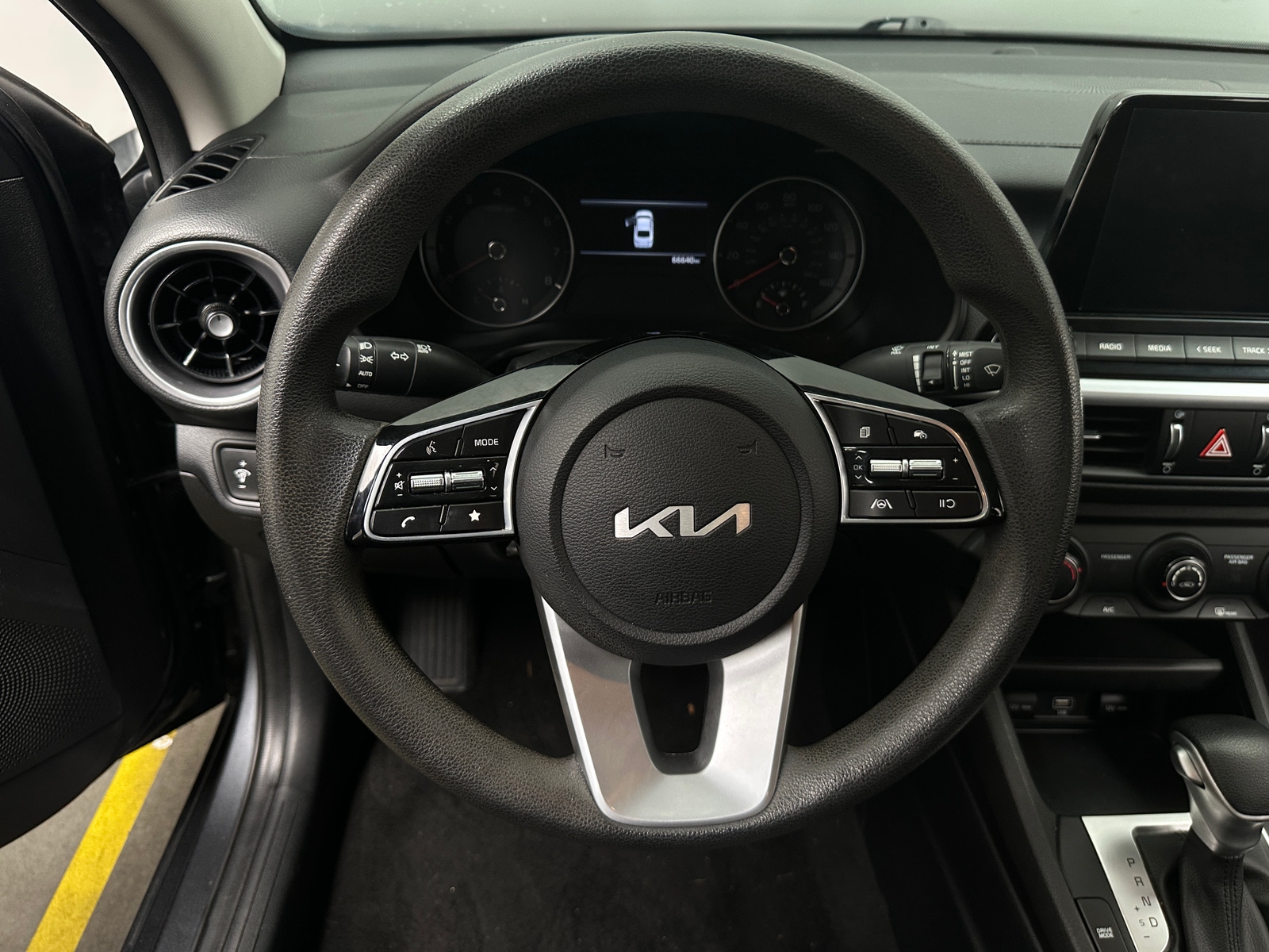 Thumbnail: 2022 Kia Forte - 5