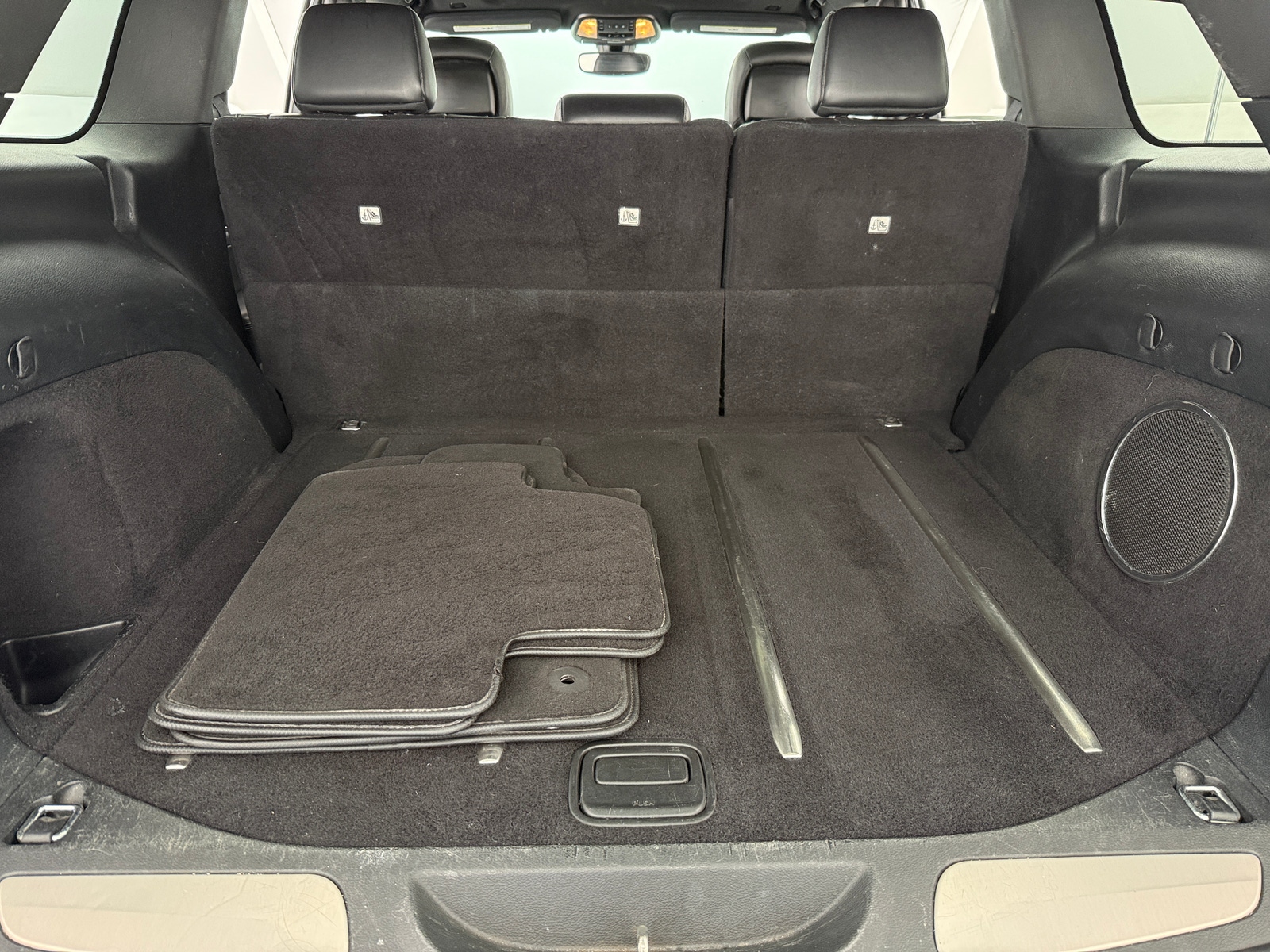 Thumbnail: 2017 Jeep Grand Cherokee - 6