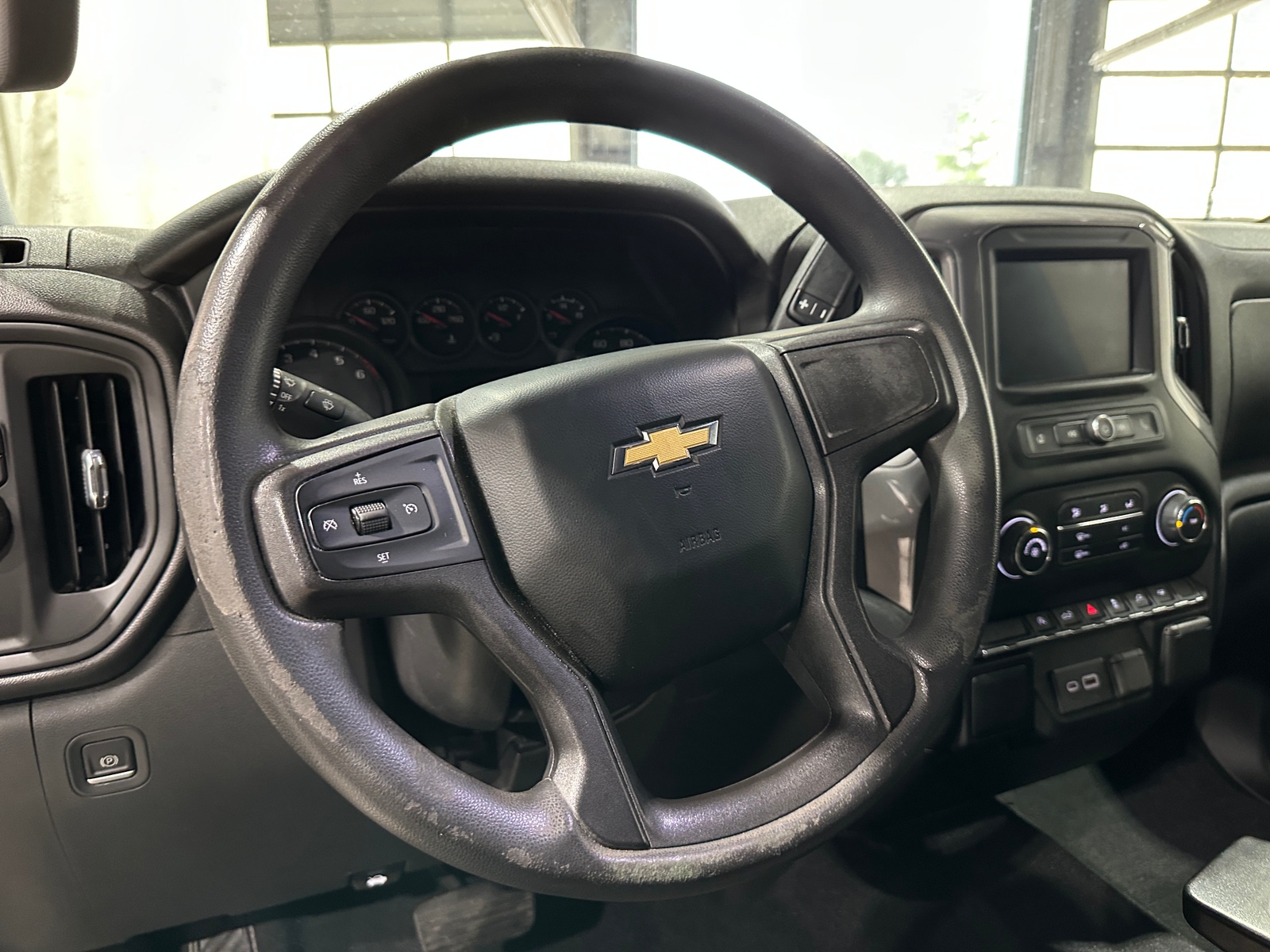 Thumbnail: 2021 Chevrolet Silverado 1500 - 5