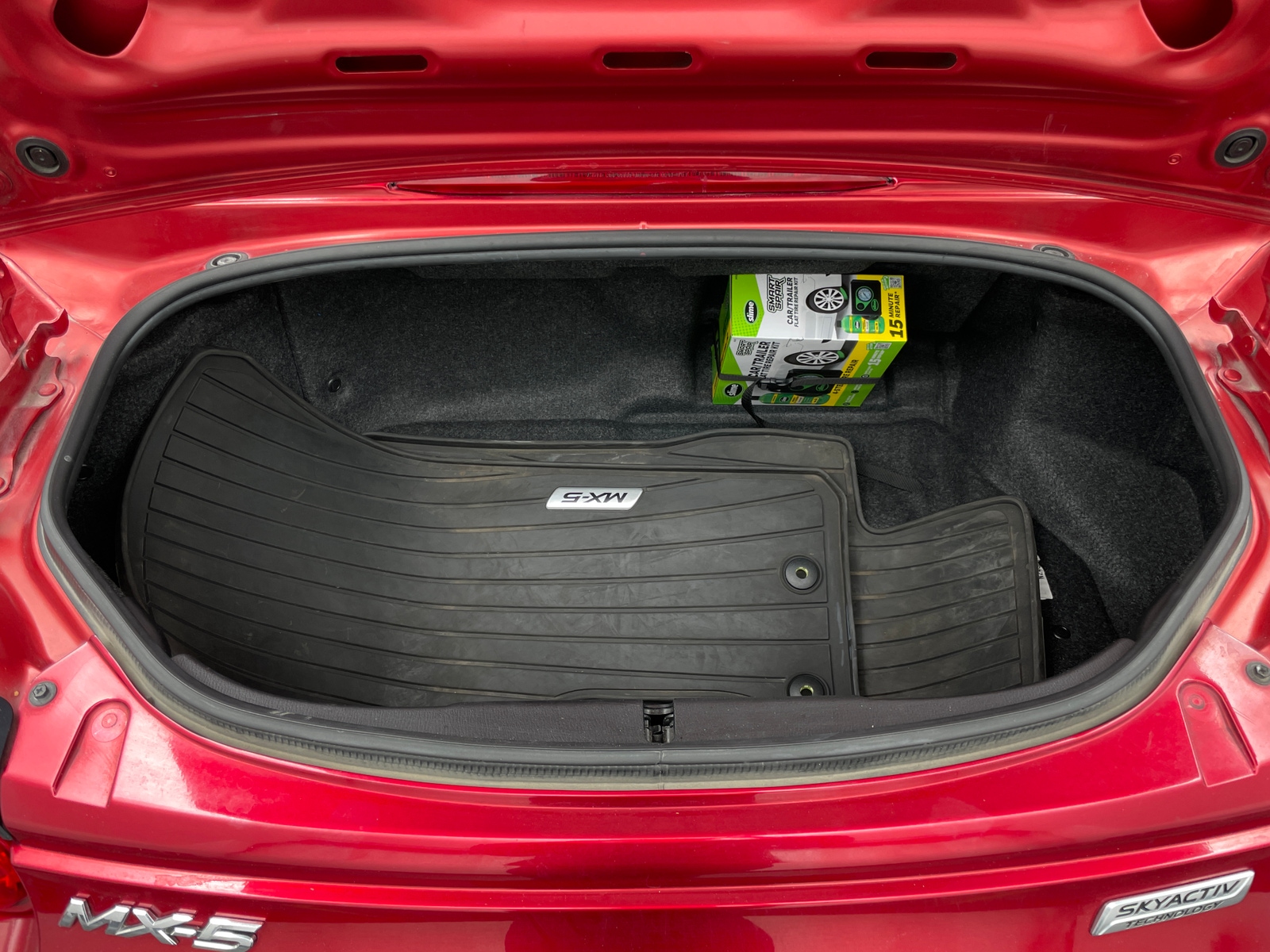 Thumbnail: 2019 Mazda MX-5 Miata - 6