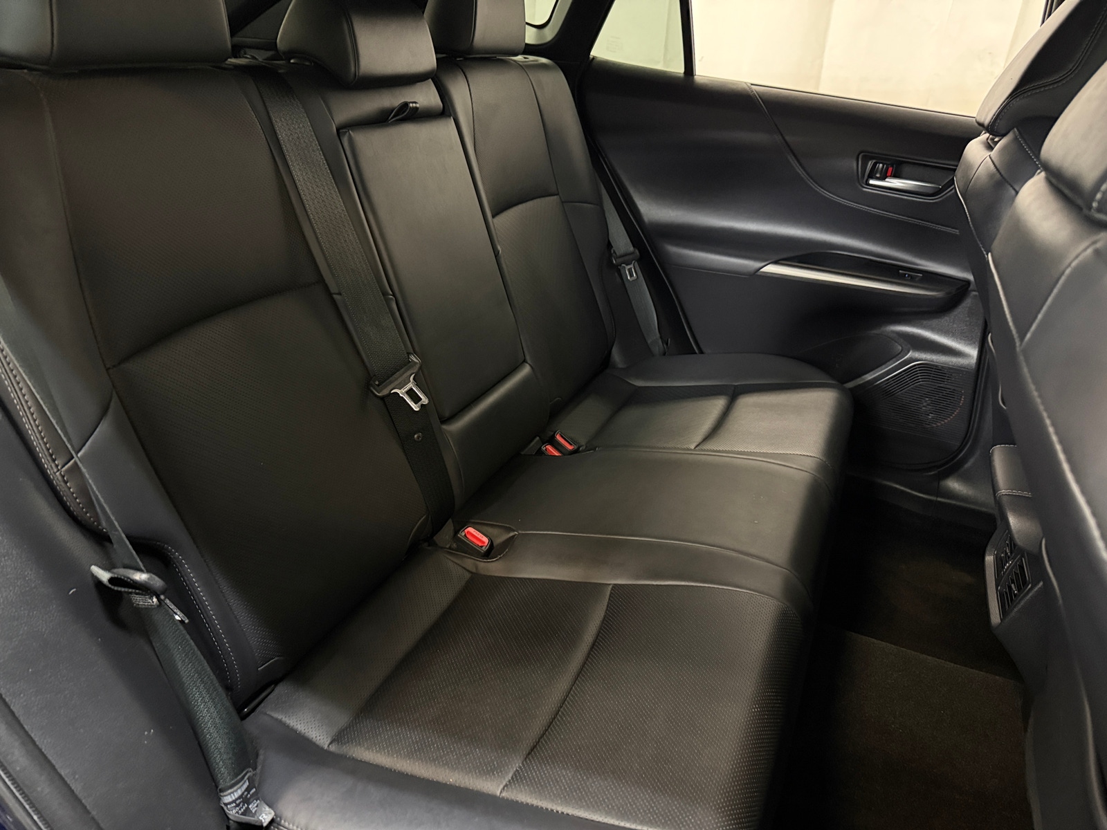 Thumbnail: 2022 Toyota Venza - 5