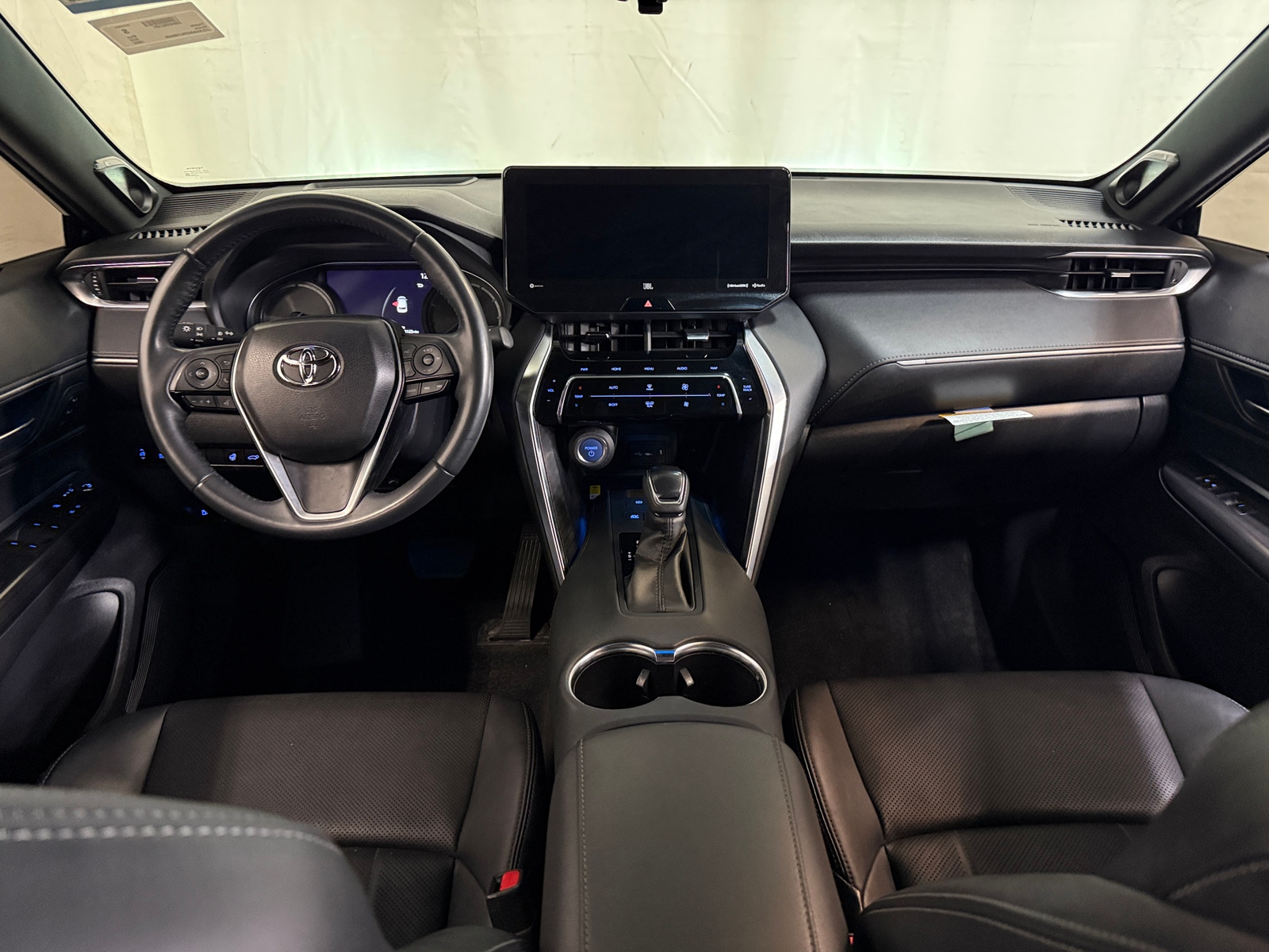 Thumbnail: 2022 Toyota Venza - 2