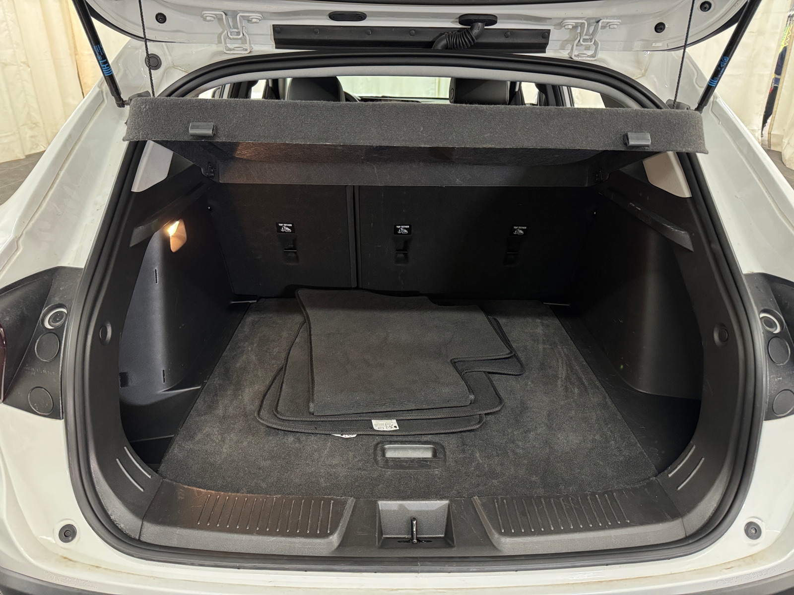 Thumbnail: 2025 Chevrolet Trax - 7