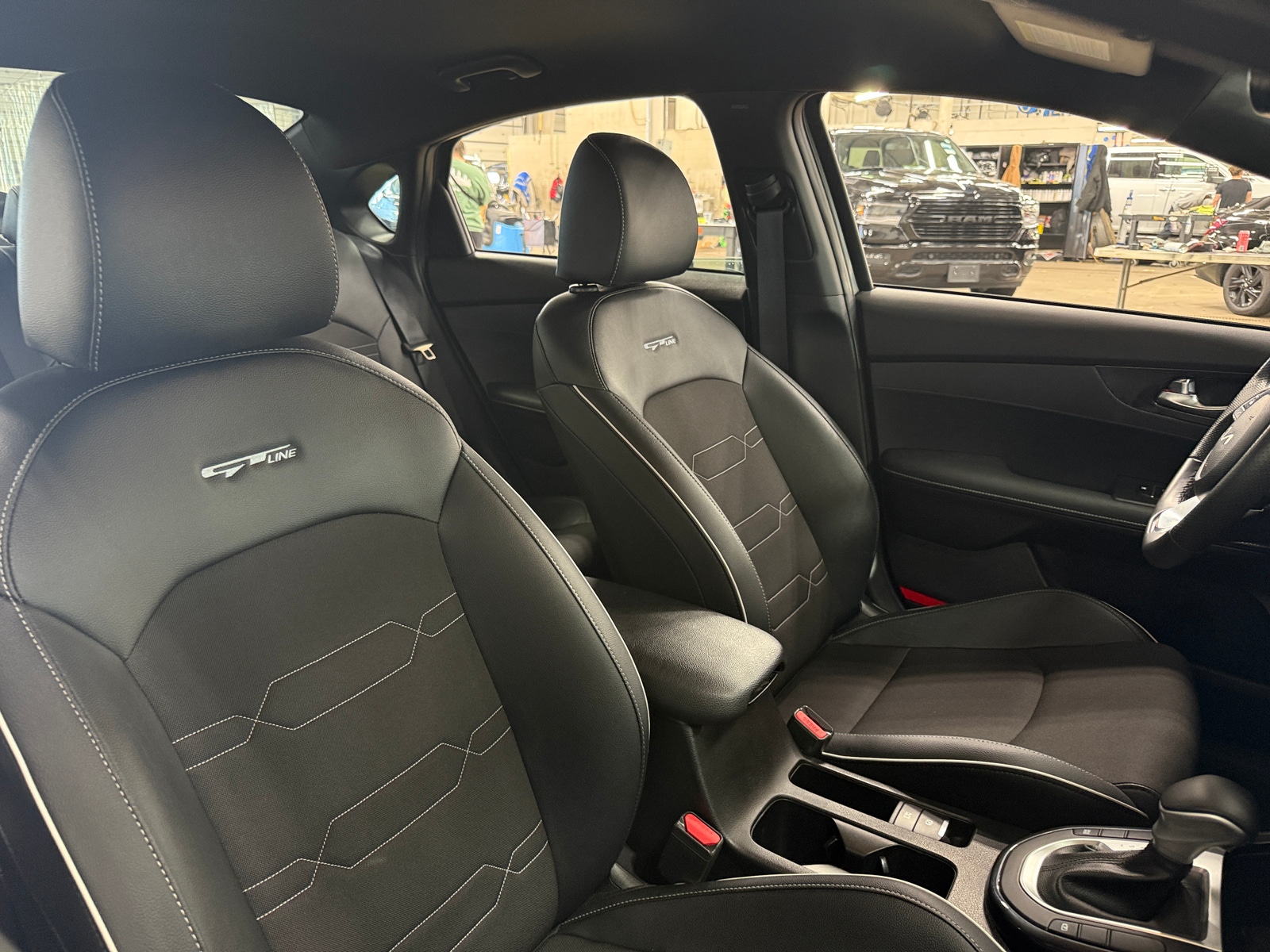 Thumbnail: 2023 Kia Forte - 2