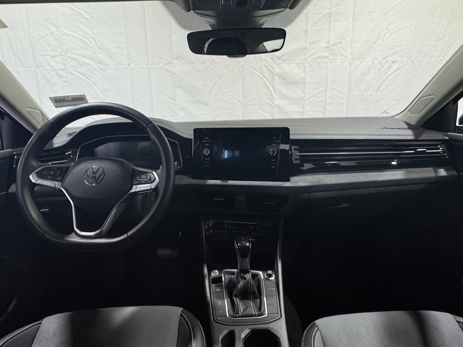 Thumbnail: 2025 Volkswagen Jetta - 2