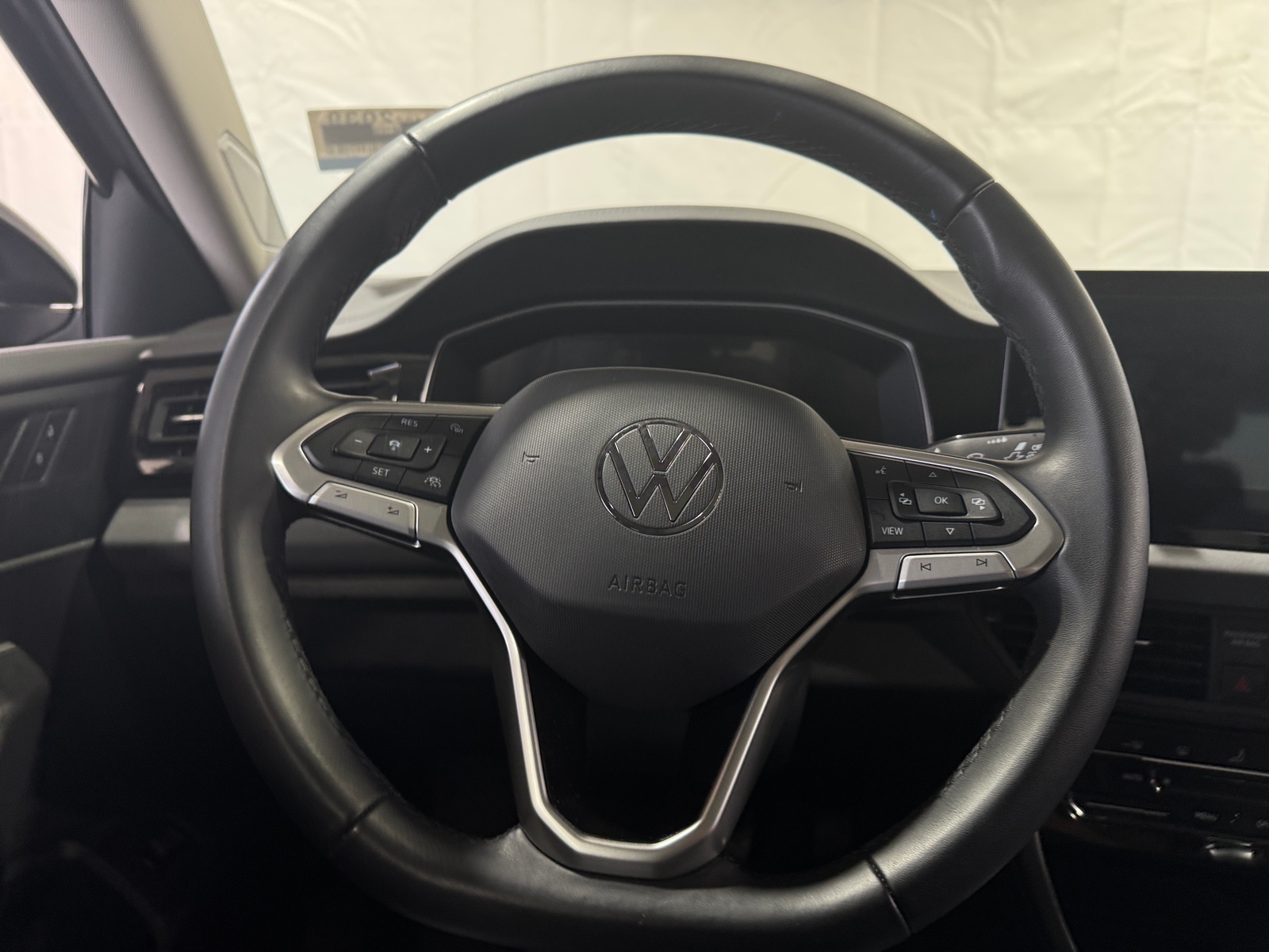 Thumbnail: 2025 Volkswagen Jetta - 4