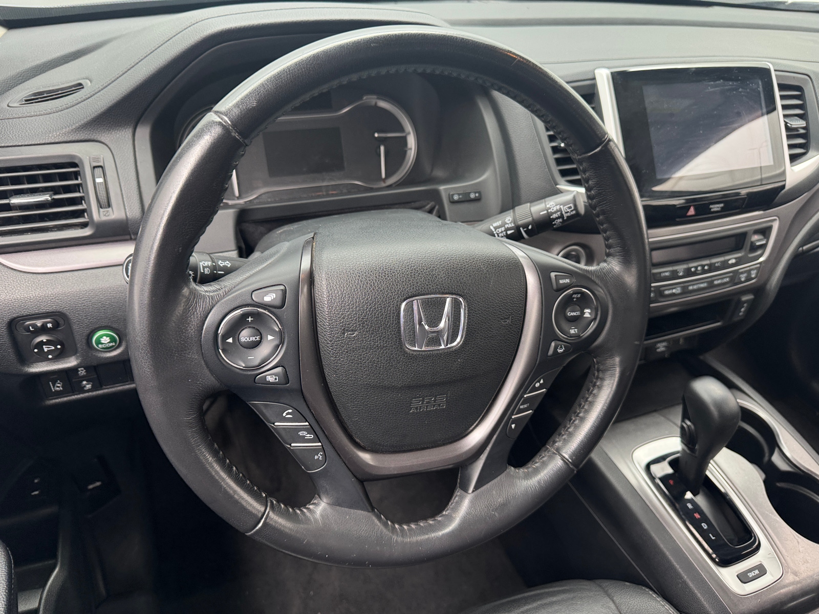 Thumbnail: 2018 Honda Pilot - 4