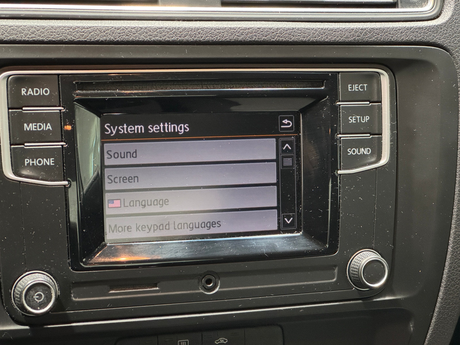 Thumbnail: 2017 Volkswagen Jetta - 4