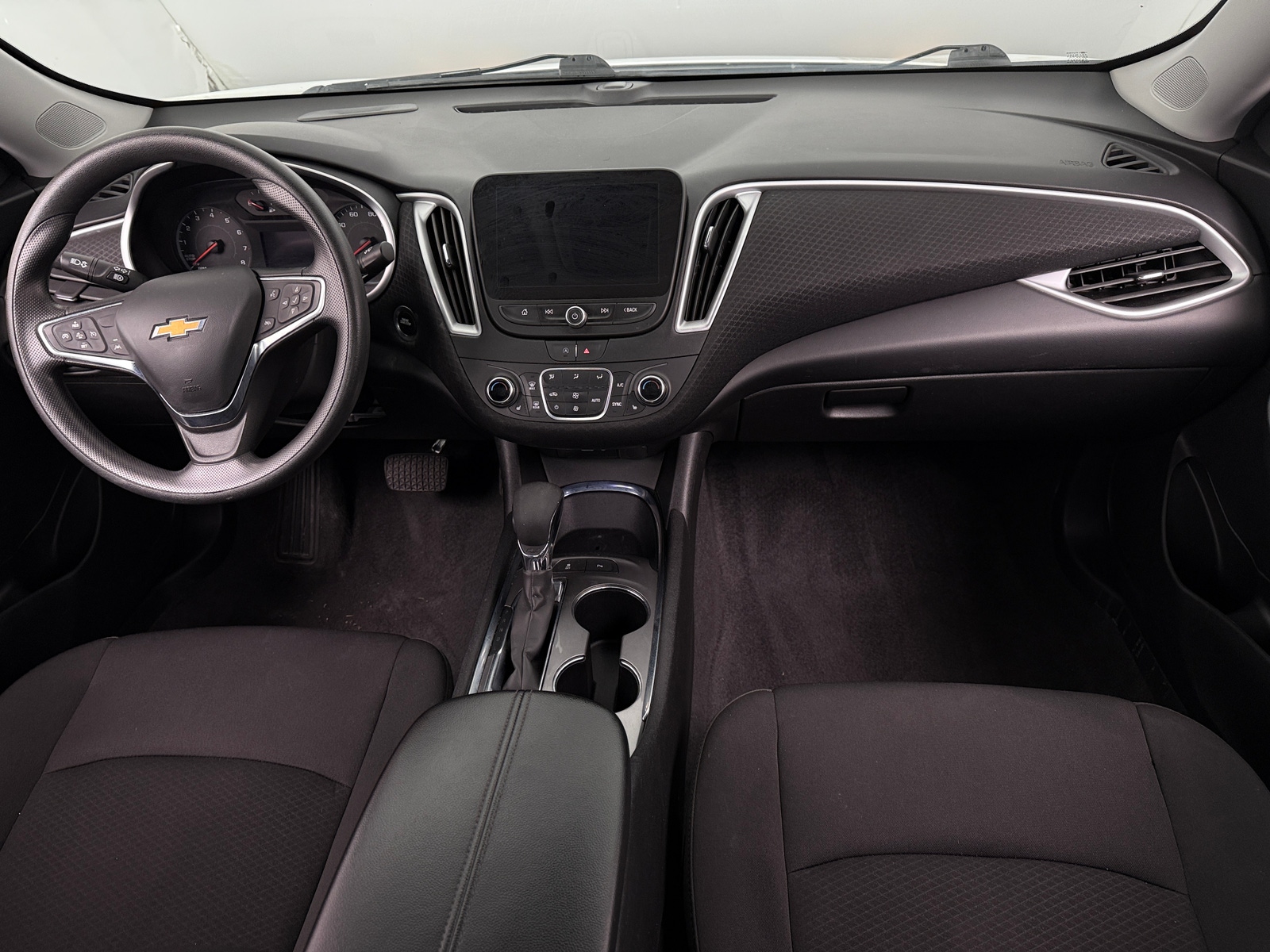 Thumbnail: 2024 Chevrolet Malibu - 3