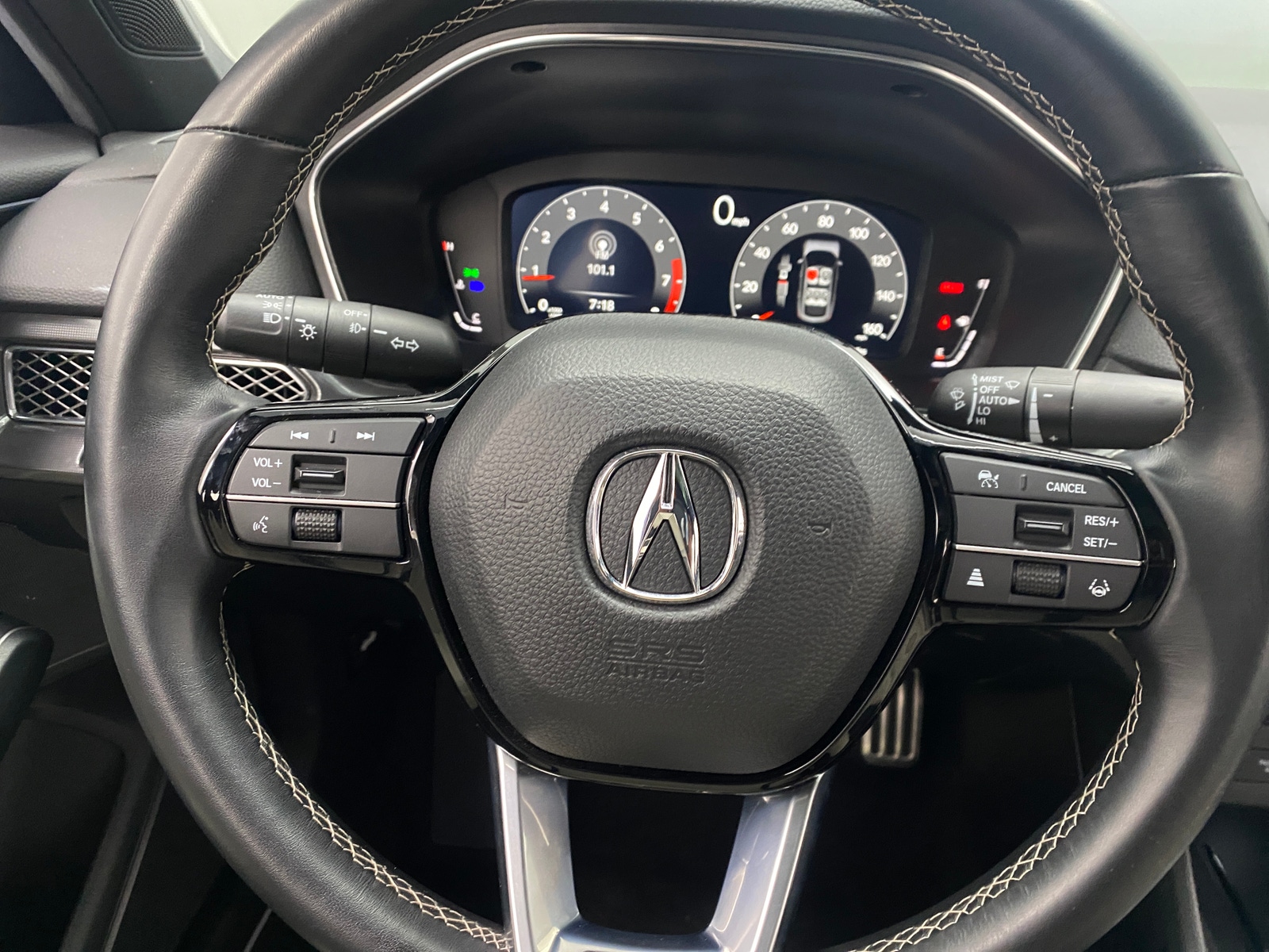 Thumbnail: 2024 Acura Integra - 4