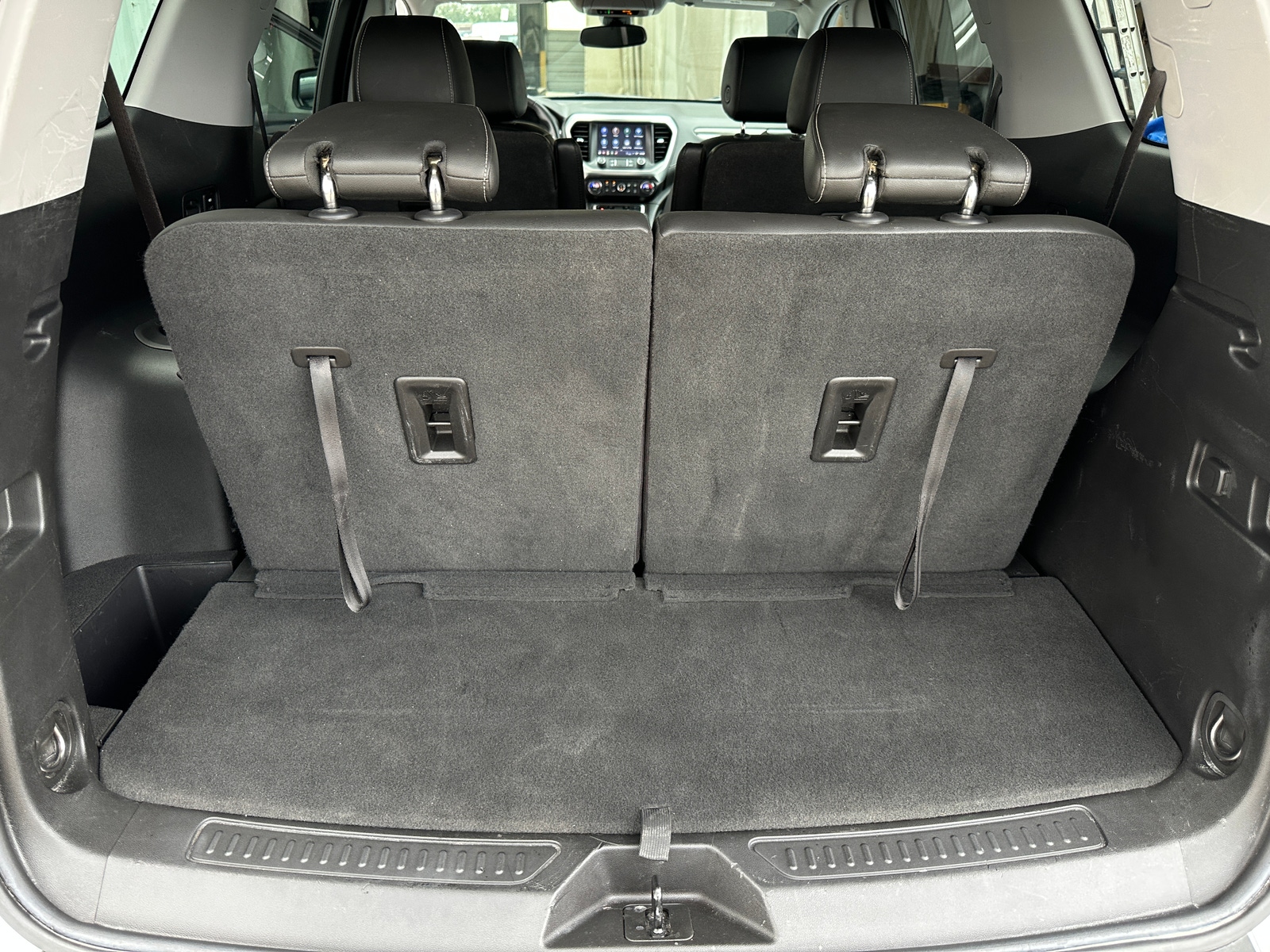 Thumbnail: 2023 GMC Acadia - 6