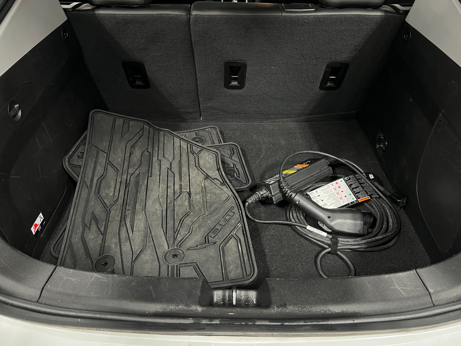 Thumbnail: 2018 Chevrolet Volt - 6