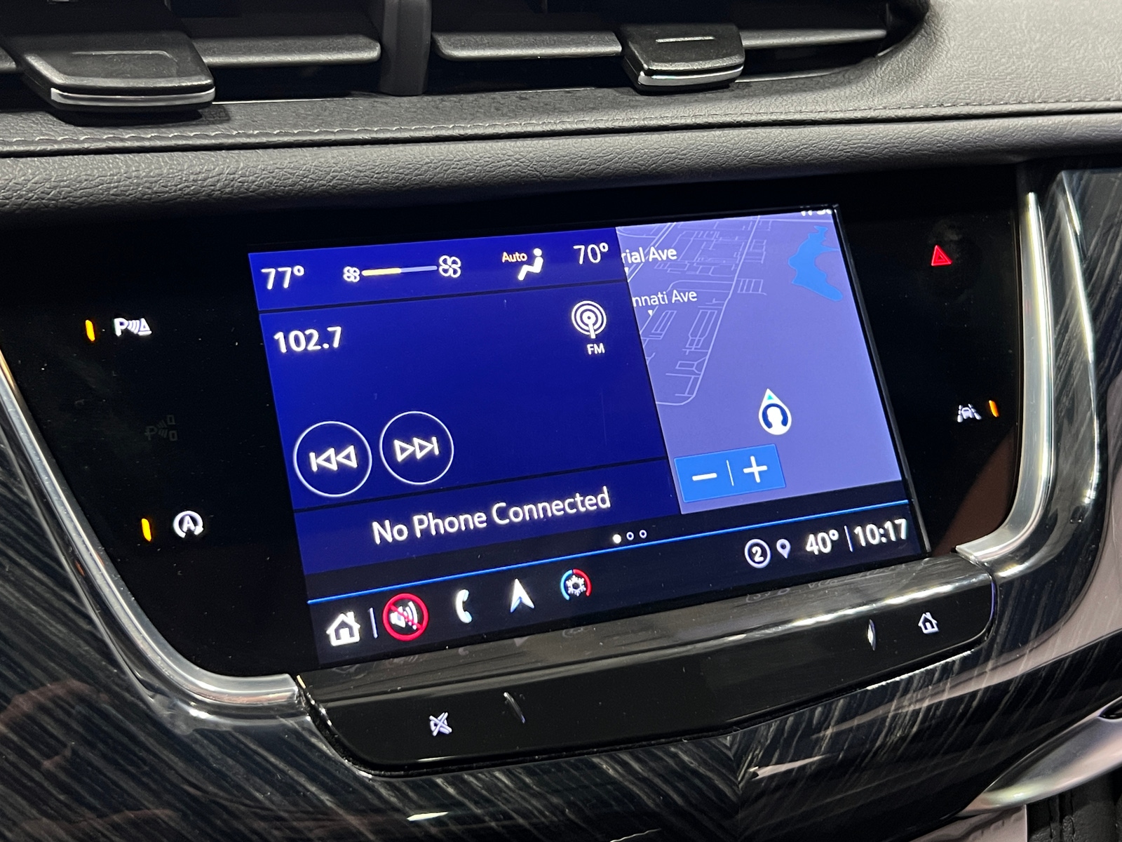 Thumbnail: 2025 Cadillac XT6 - 3