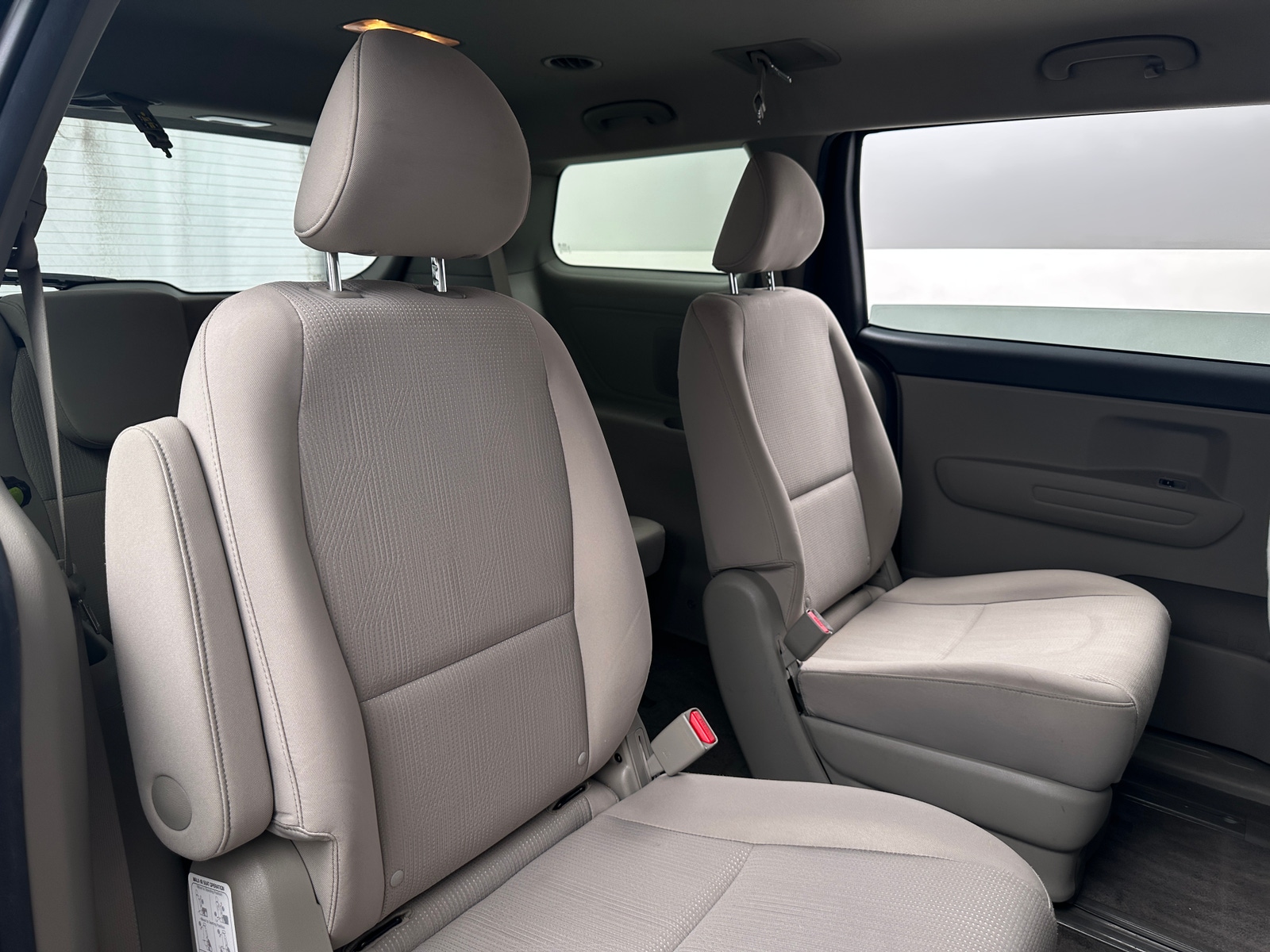 Thumbnail: 2021 Kia Sedona - 6